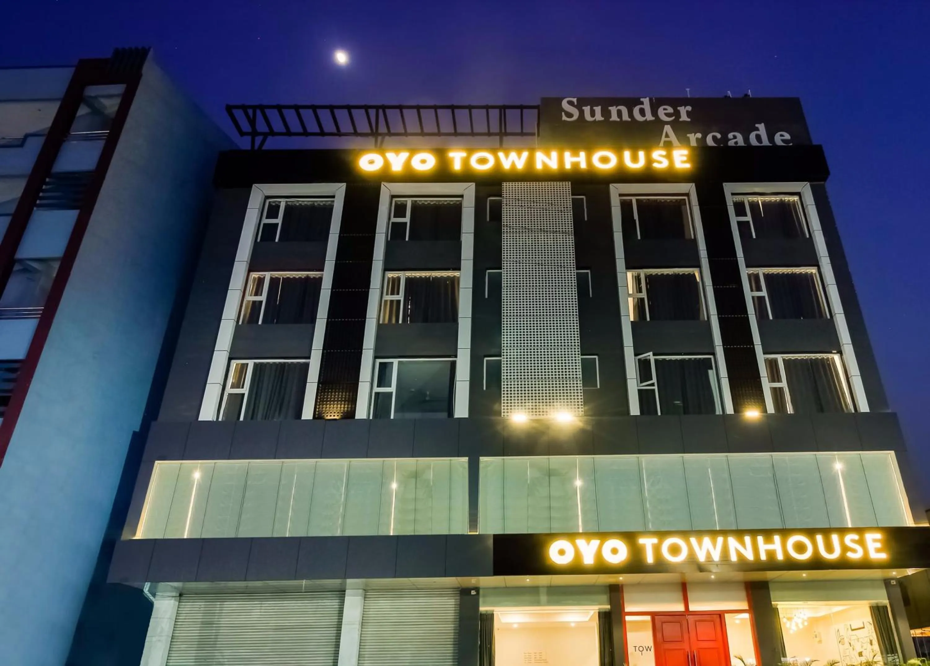 Facade/entrance in Super townhouse moosapet Rcc Prime