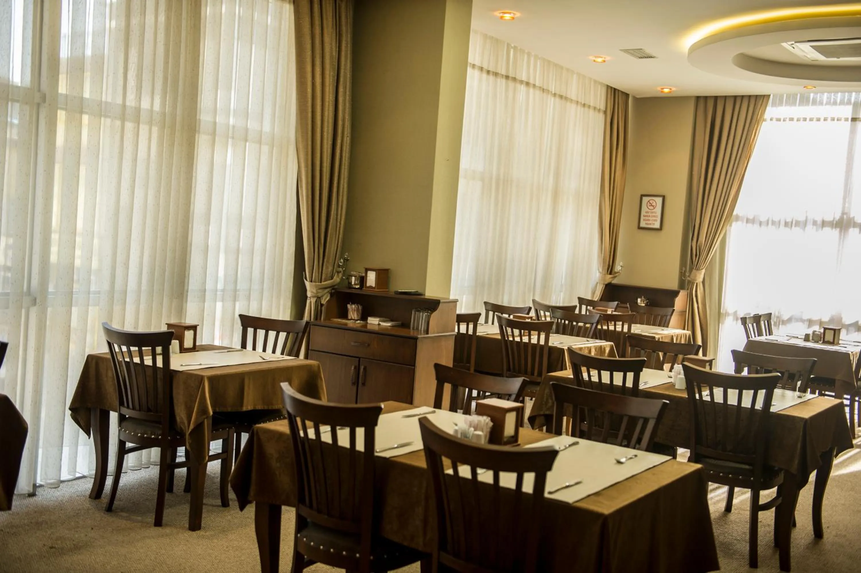 Restaurant/Places to Eat in Polat Elite Hotel
