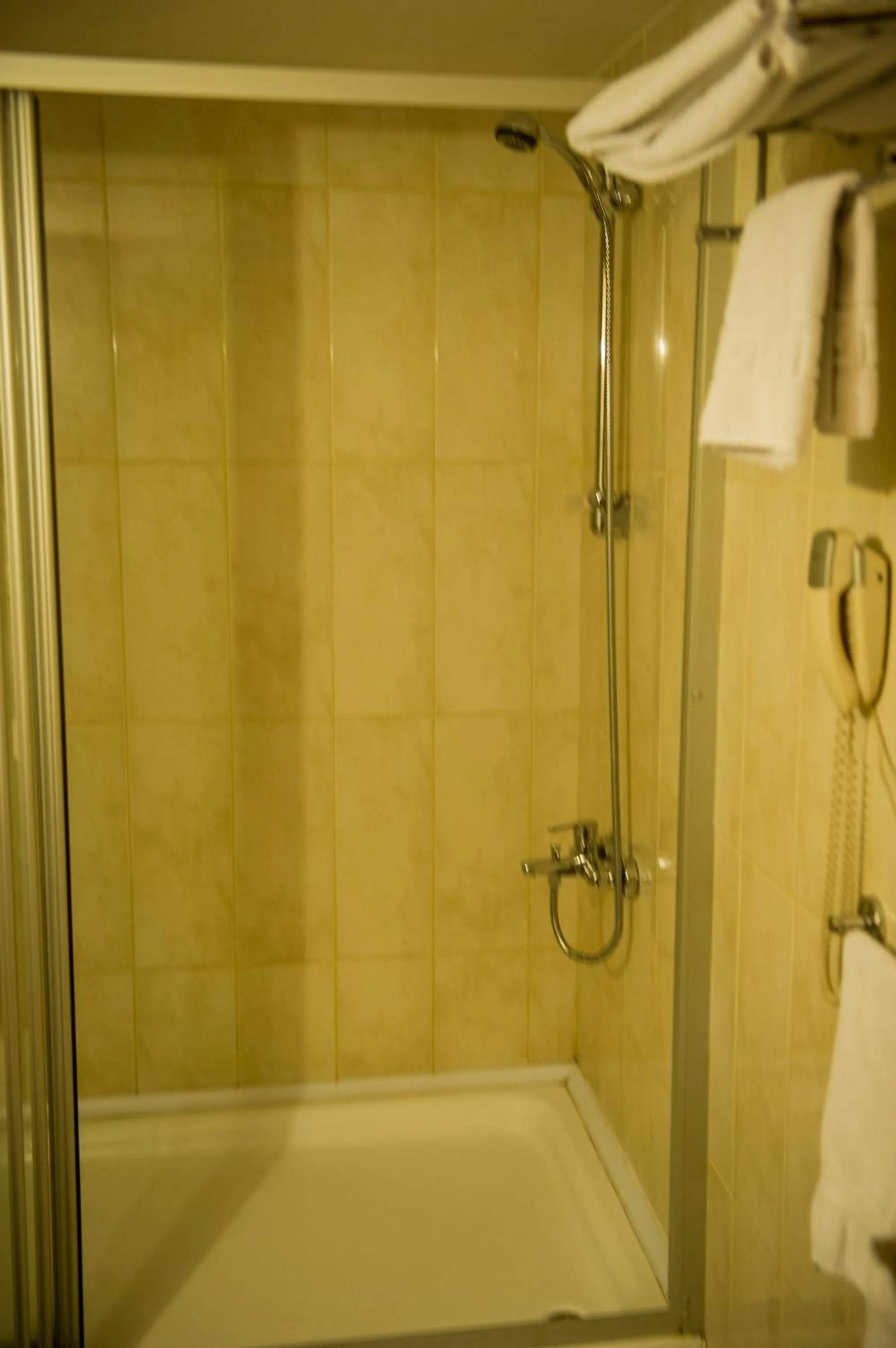 Bathroom in Polat Elite Hotel