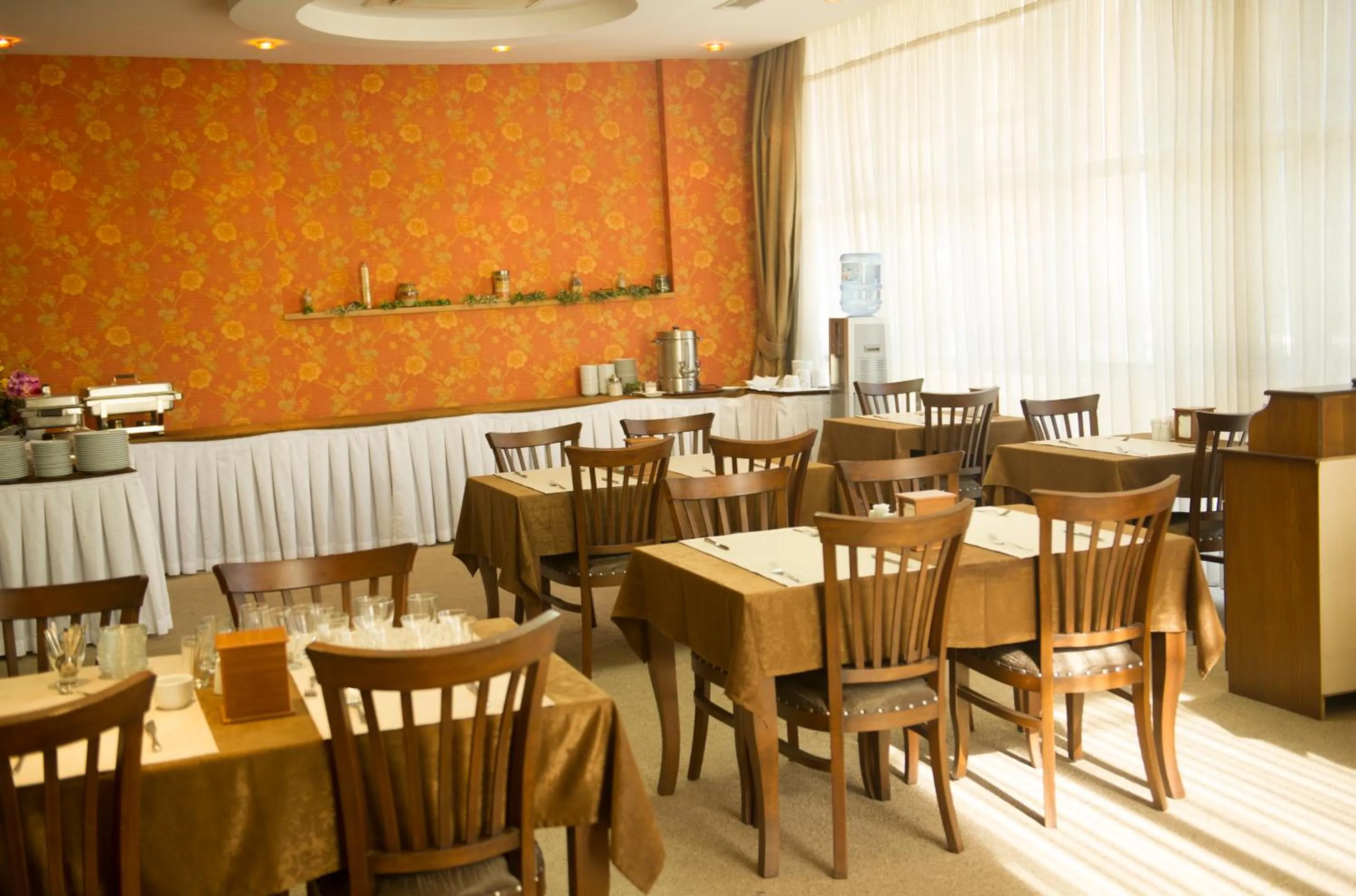 Restaurant/Places to Eat in Polat Elite Hotel