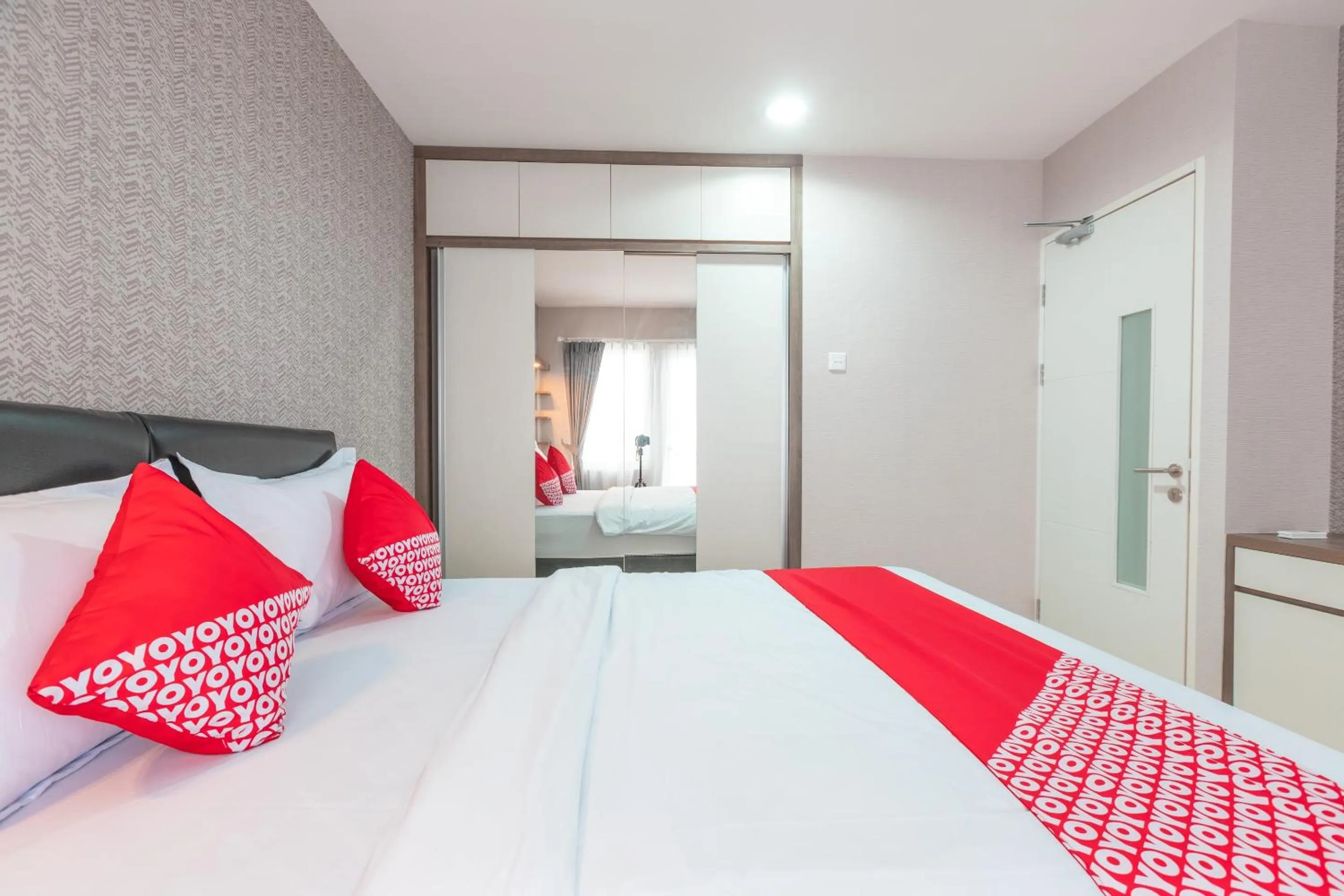 Bedroom, Bed in Hotel O Apartement Sentul Tower