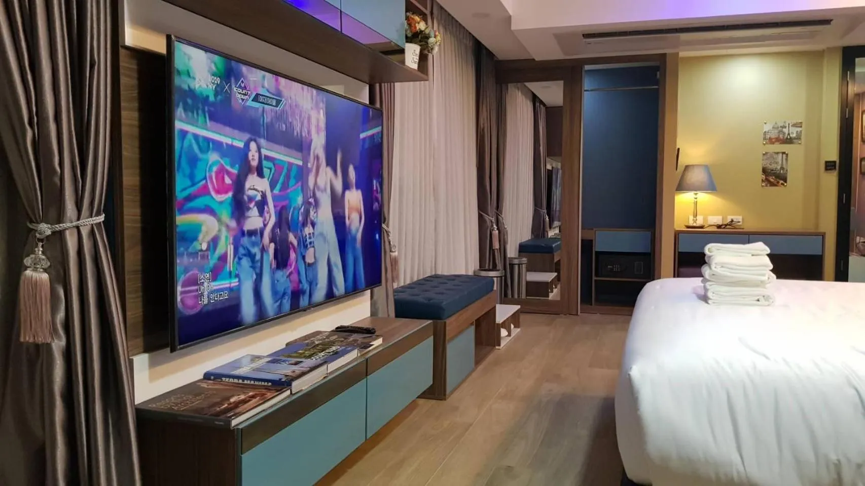 Bed in BlueTel Re'sidencE Bangkok IMPACT บลูเทล เรซิดองส์ กรุงเทพ อิมแพค