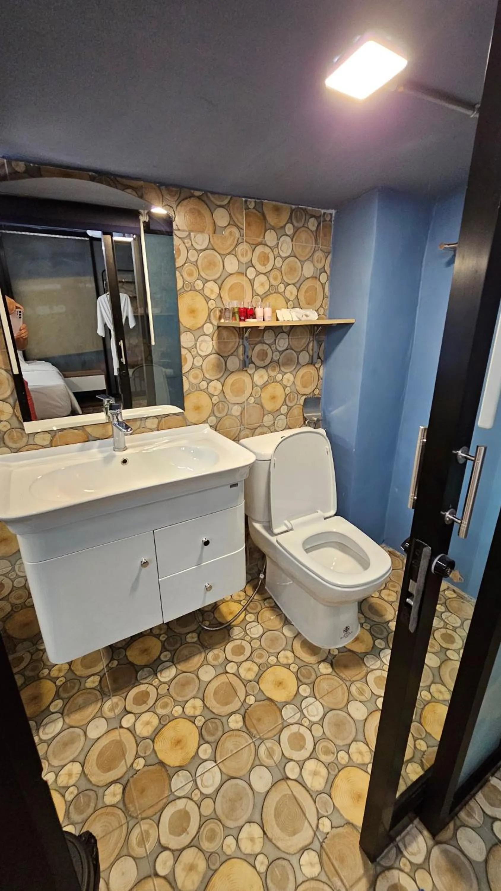 BlueTel Re'sidencE Bangkok IMPACT บลูเทล เรซิดองส์ กรุงเทพ อิมแพค