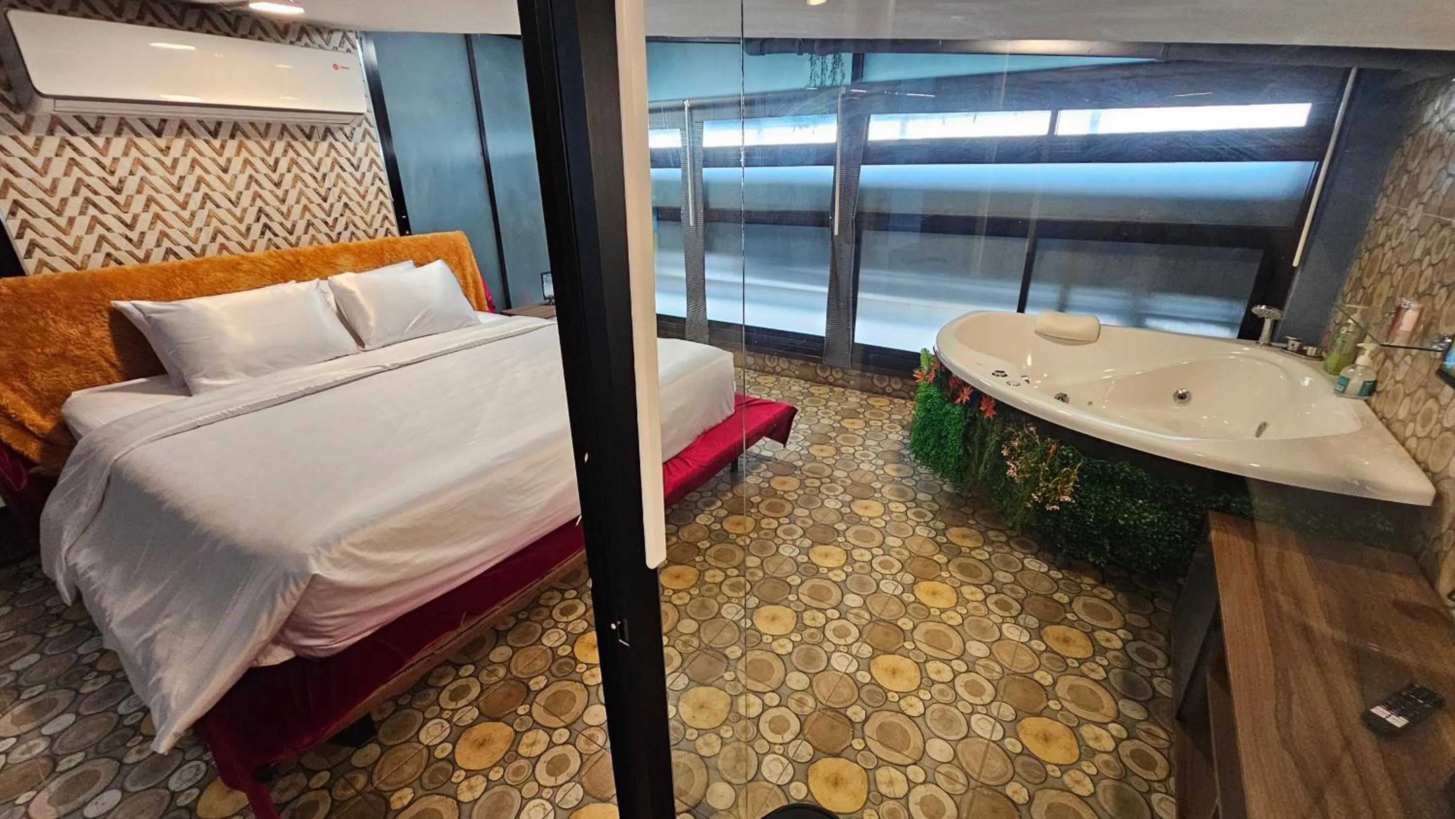 Bed in BlueTel Re'sidencE Bangkok IMPACT บลูเทล เรซิดองส์ กรุงเทพ อิมแพค