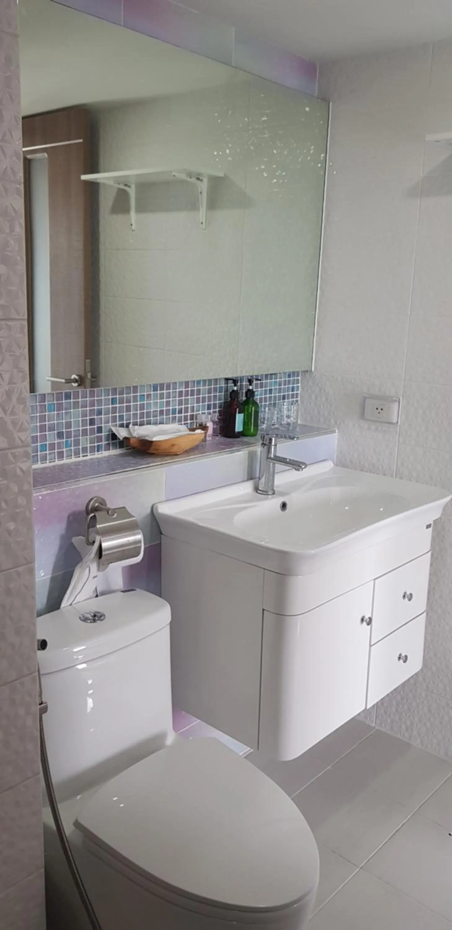 BlueTel Re'sidencE Bangkok IMPACT บลูเทล เรซิดองส์ กรุงเทพ อิมแพค