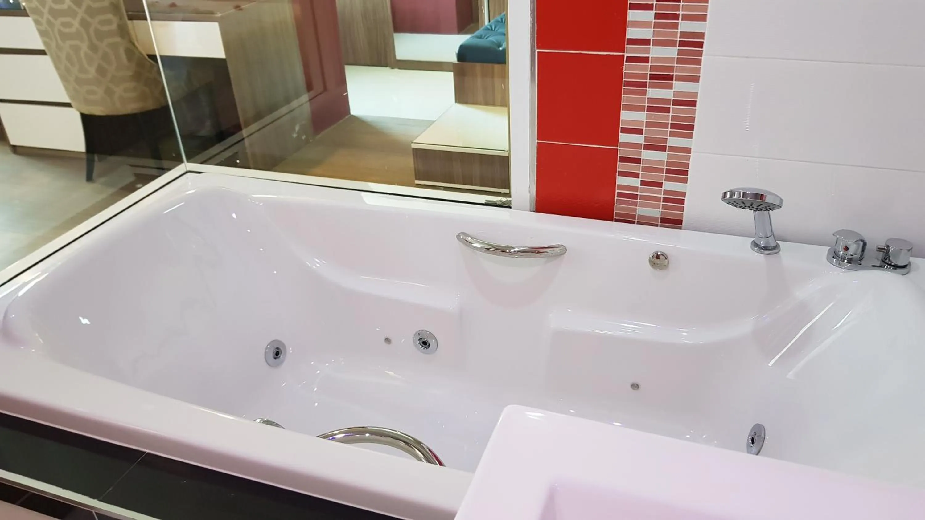 BlueTel Re'sidencE Bangkok IMPACT บลูเทล เรซิดองส์ กรุงเทพ อิมแพค