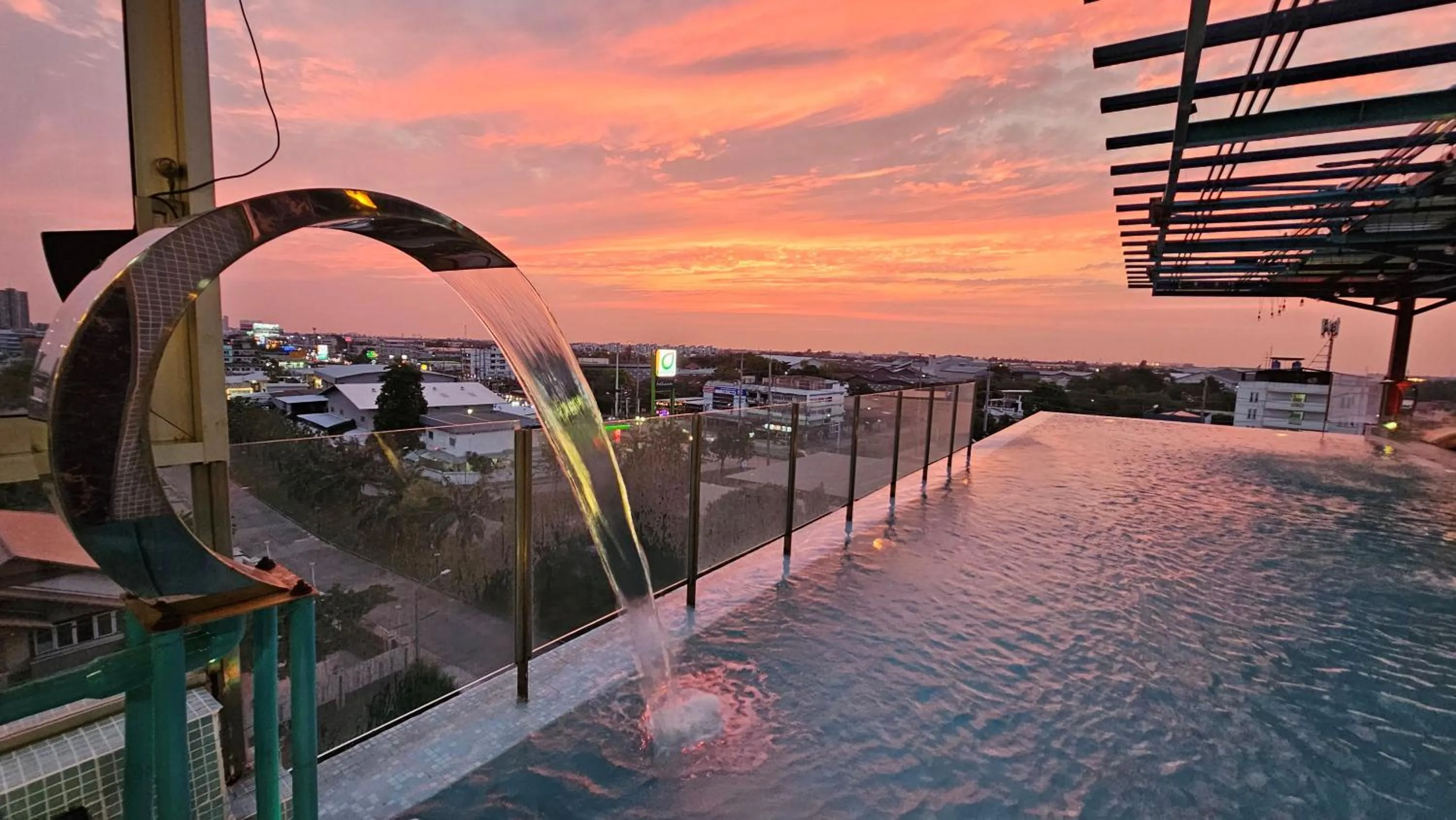 Natural landscape in BlueTel Re'sidencE Bangkok IMPACT บลูเทล เรซิดองส์ กรุงเทพ อิมแพค