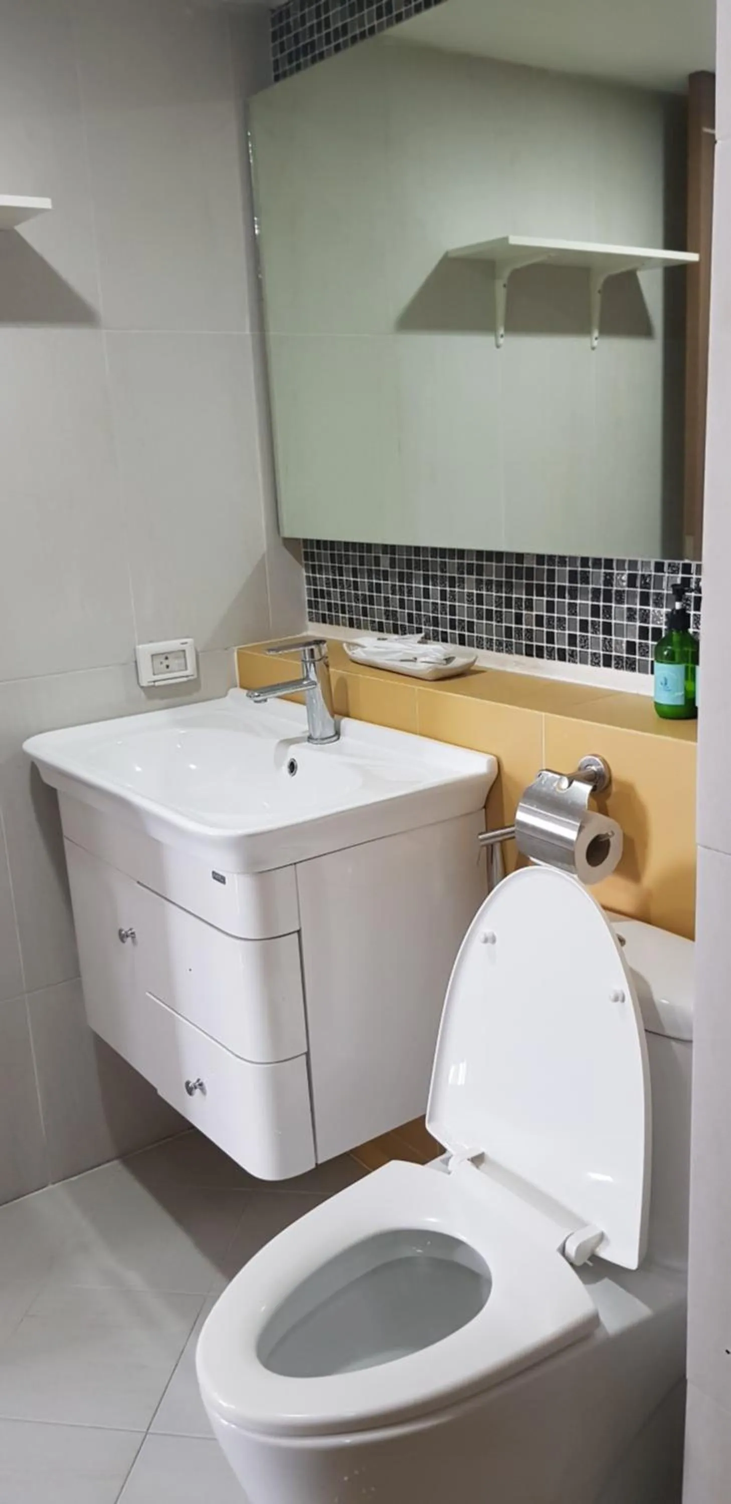 BlueTel Re'sidencE Bangkok IMPACT บลูเทล เรซิดองส์ กรุงเทพ อิมแพค