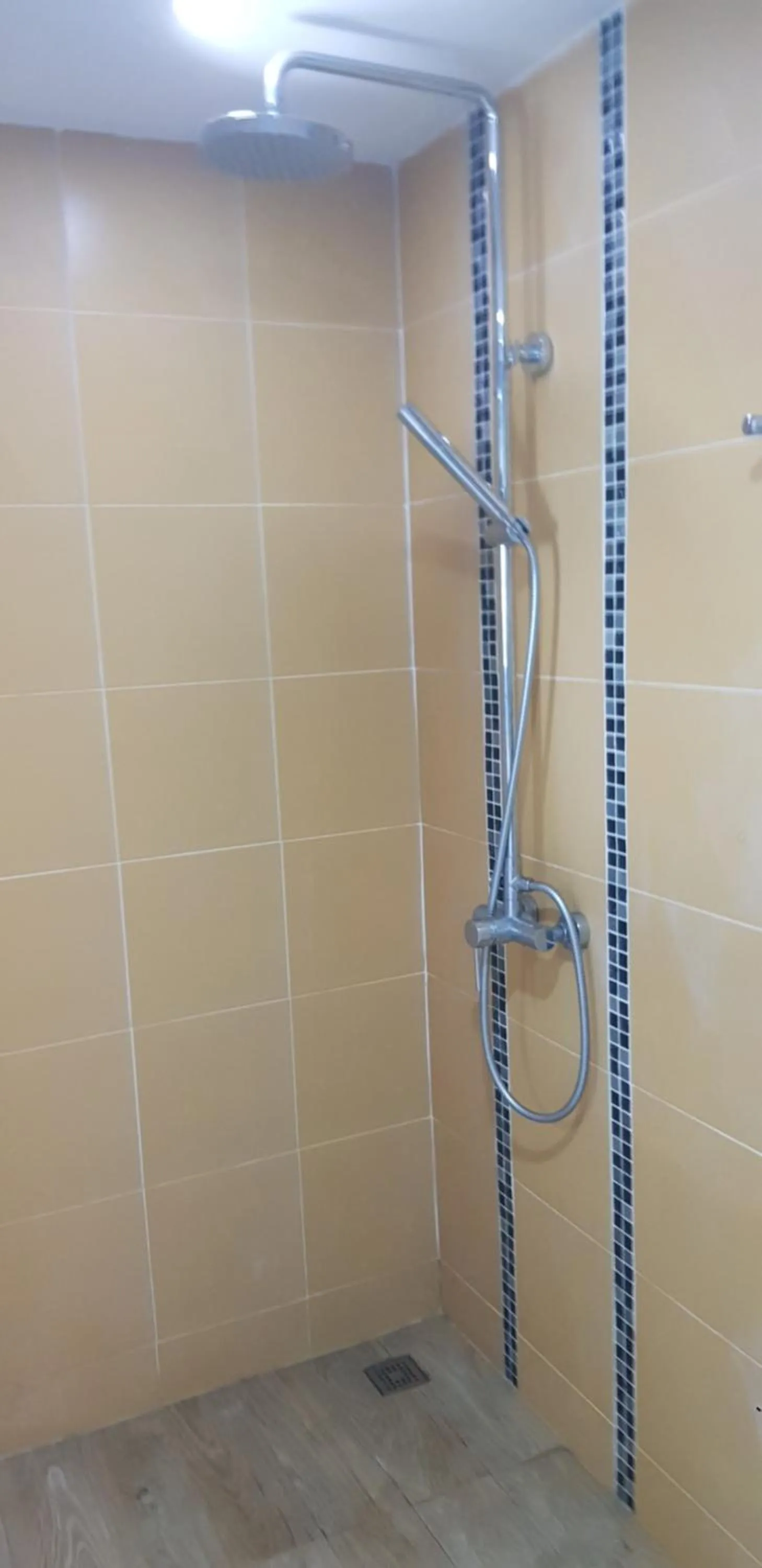 BlueTel Re'sidencE Bangkok IMPACT บลูเทล เรซิดองส์ กรุงเทพ อิมแพค