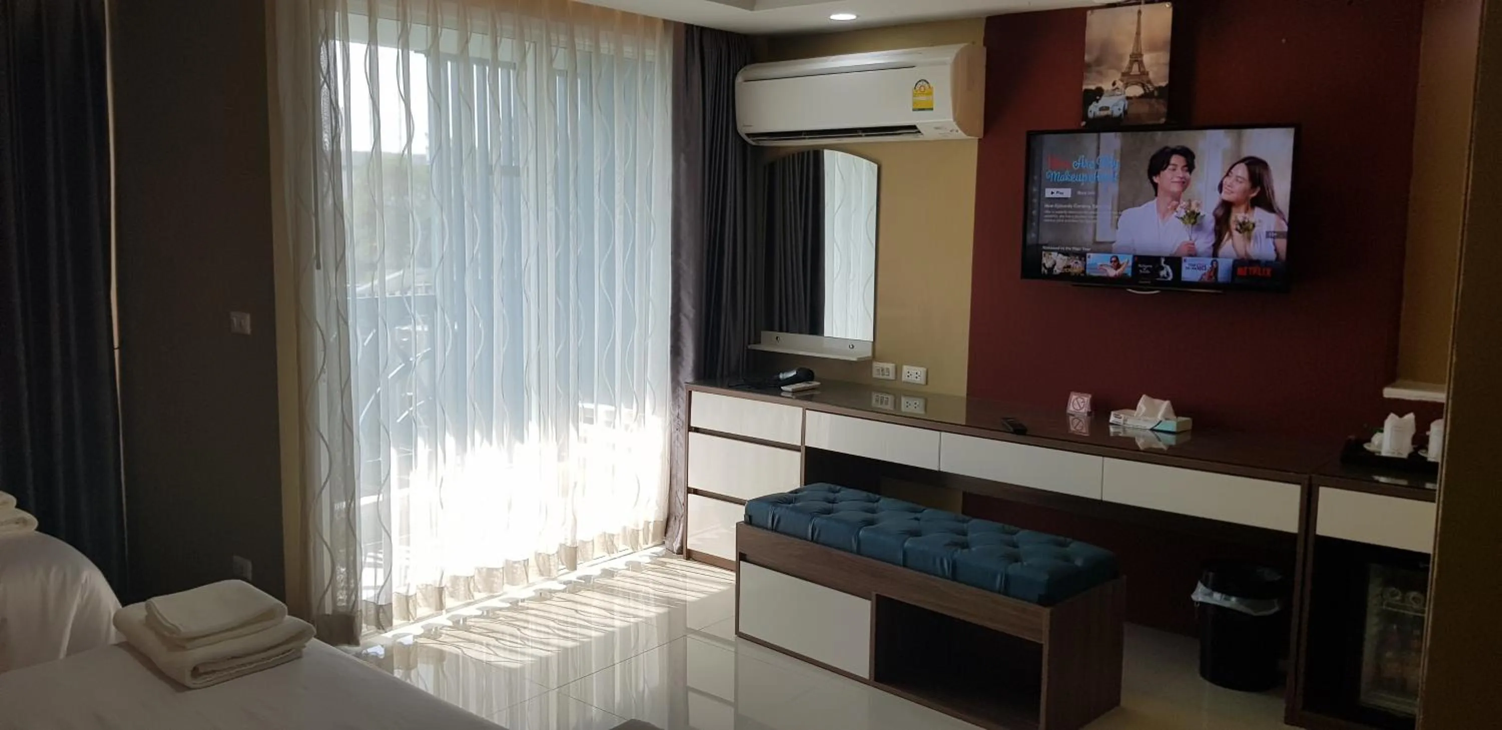 BlueTel Re'sidencE Bangkok IMPACT บลูเทล เรซิดองส์ กรุงเทพ อิมแพค