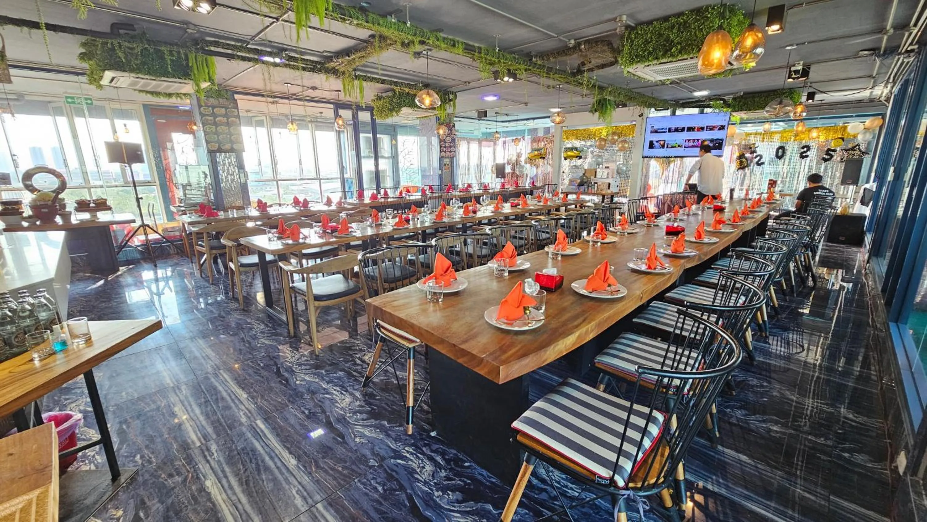 Restaurant/places to eat in BlueTel Re'sidencE Bangkok IMPACT บลูเทล เรซิดองส์ กรุงเทพ อิมแพค