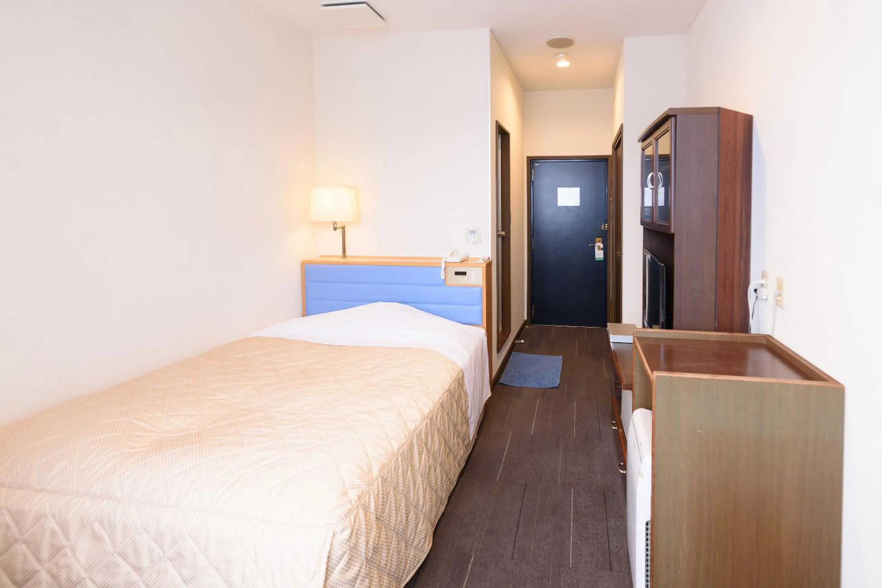 Bedroom, Bed in Business Hotel Kawakami