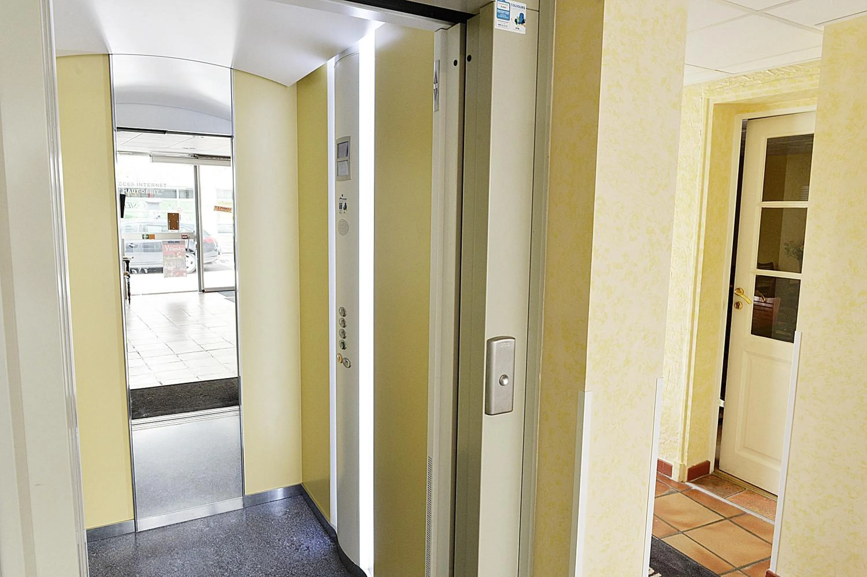 Other in Hotel De Rosny