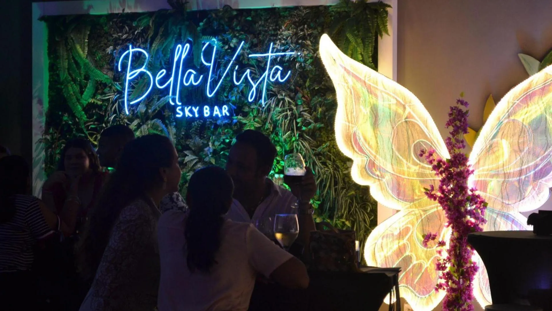 Lounge or bar in Gran Evenia Panamá Hotel