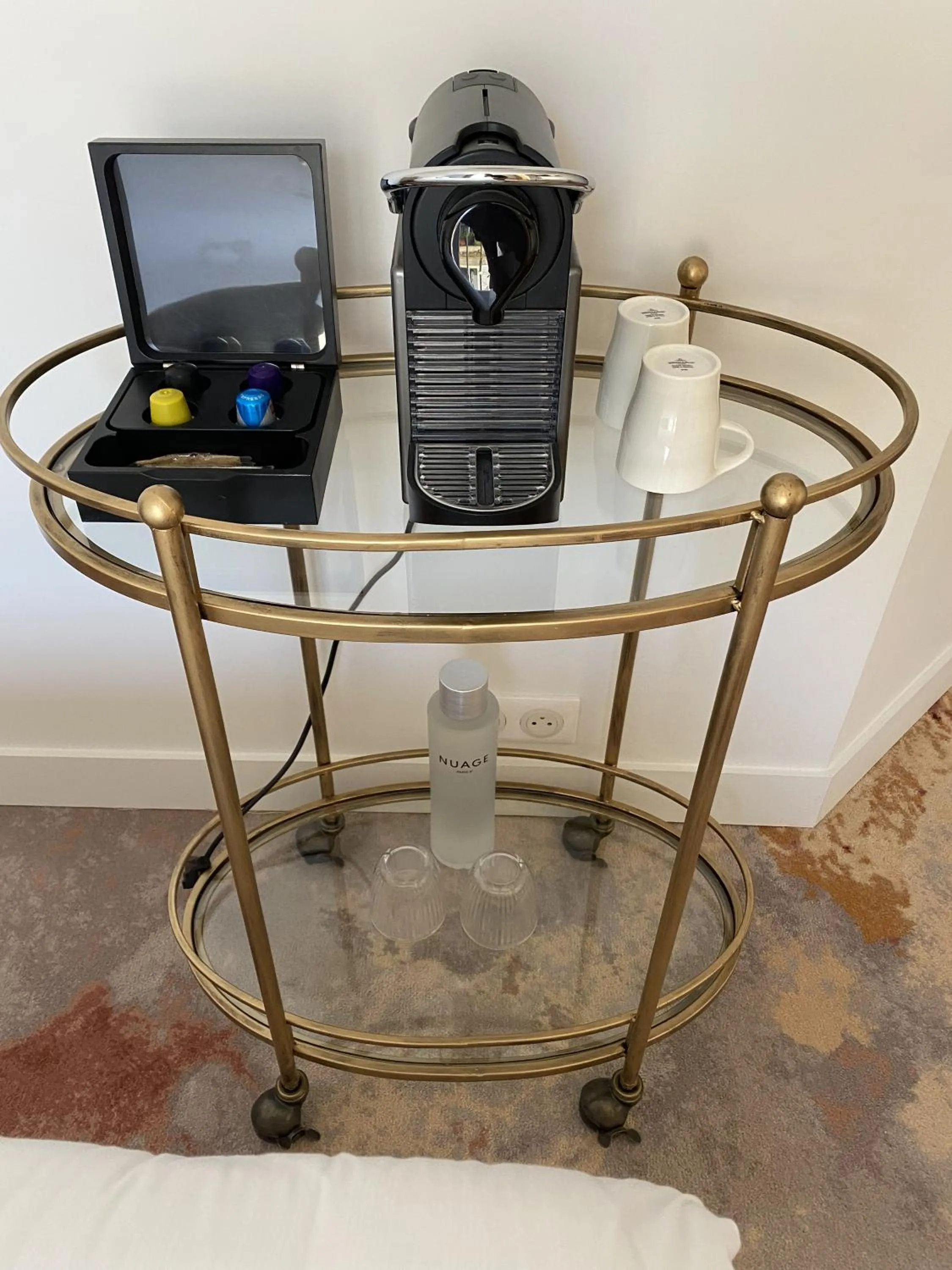 Coffee/tea facilities in Nuage