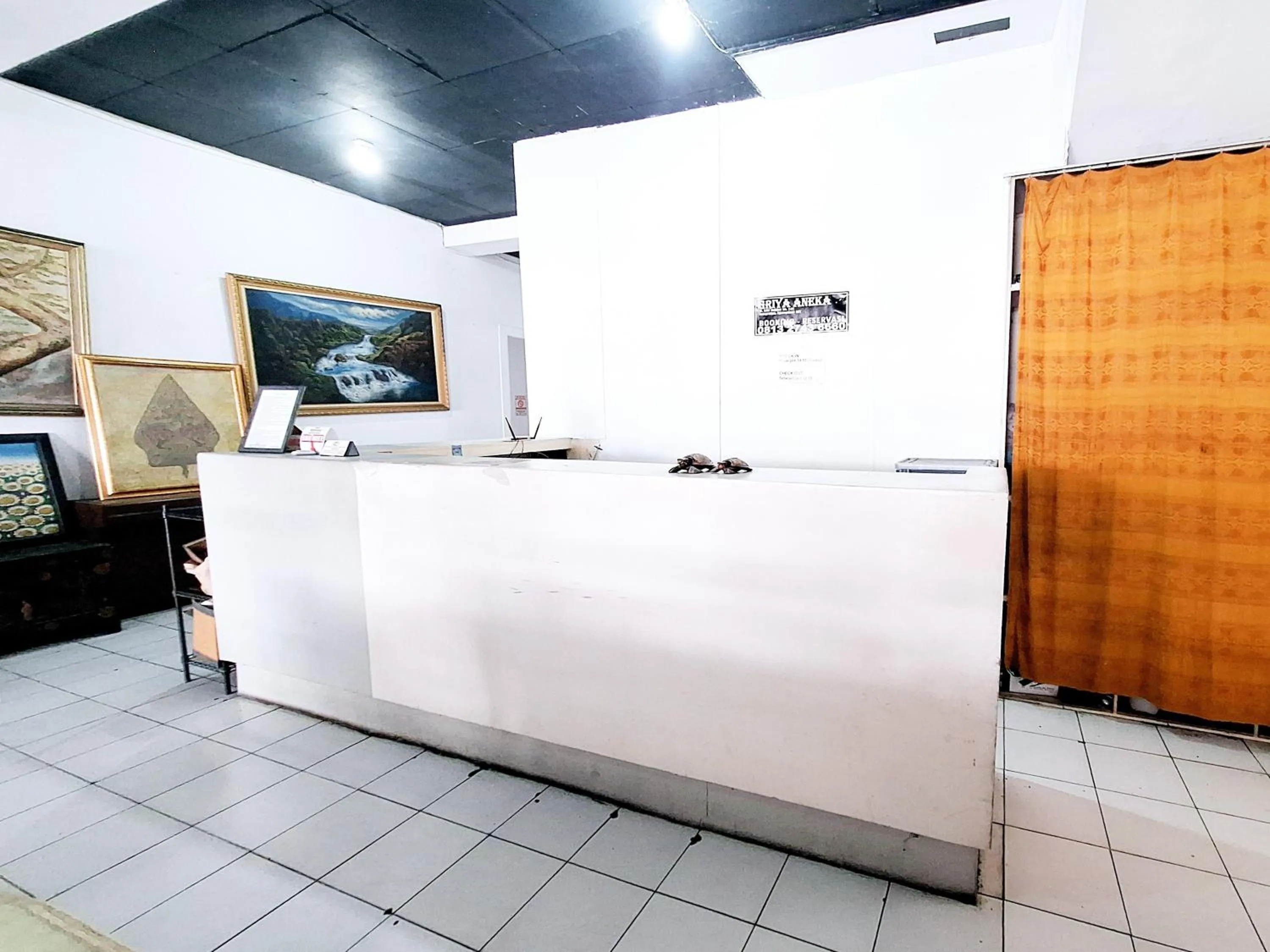 Lobby or reception in OYO 2041 Griya Aneka