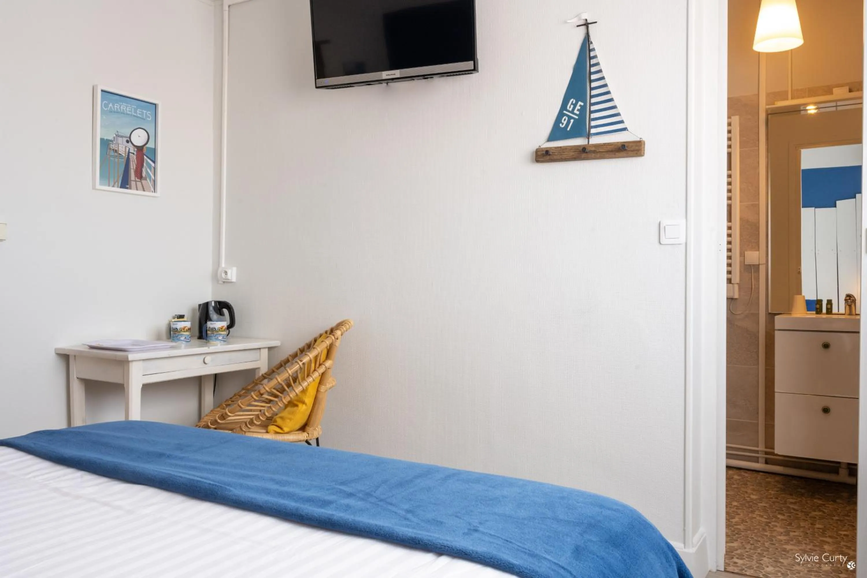 Decorative detail, Bed in Hotel La Roseraie