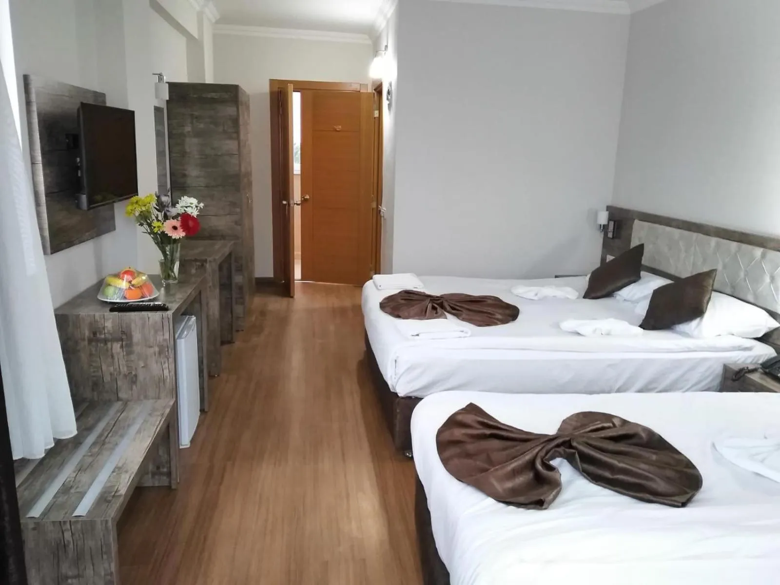 Photo of the whole room, Bed in Sarp Hotel Kadriye