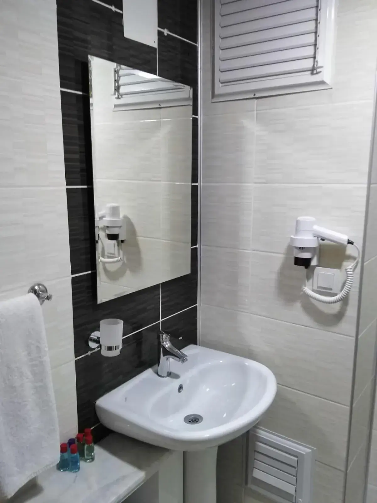 Double Room (1 Adult + 1 Child) in Sarp Hotel Kadriye Double Room (1 Adult + 1 Child) in Sarp Hotel Kadriye