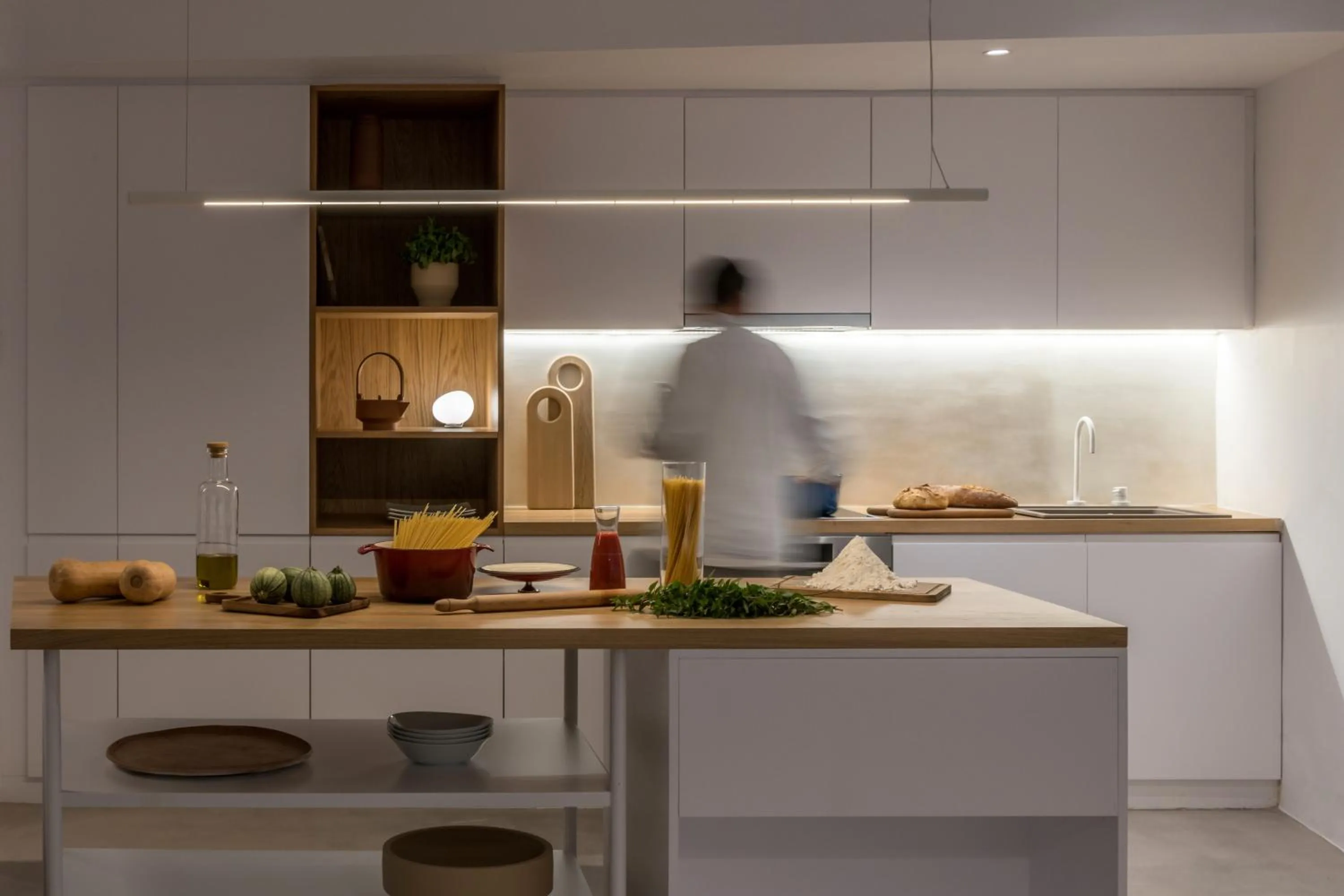 Restaurant/places to eat in The Saint Hotel