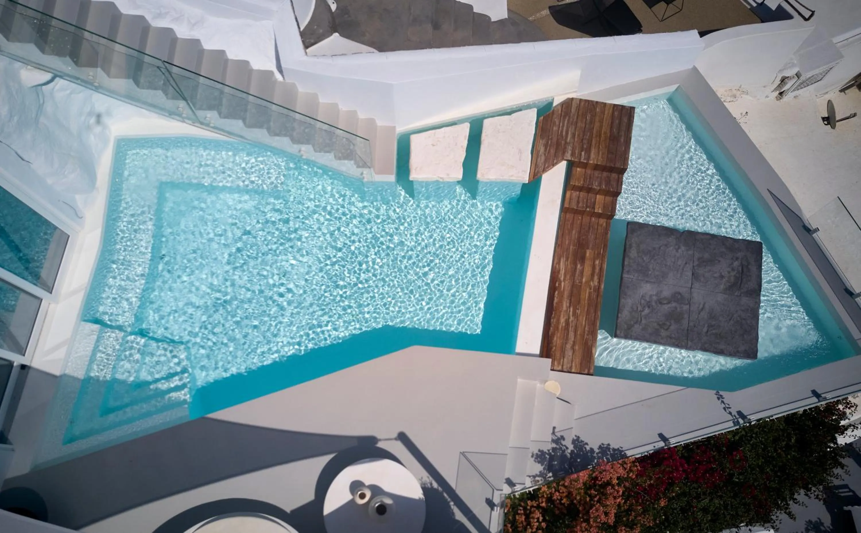 Day in The Saint Hotel