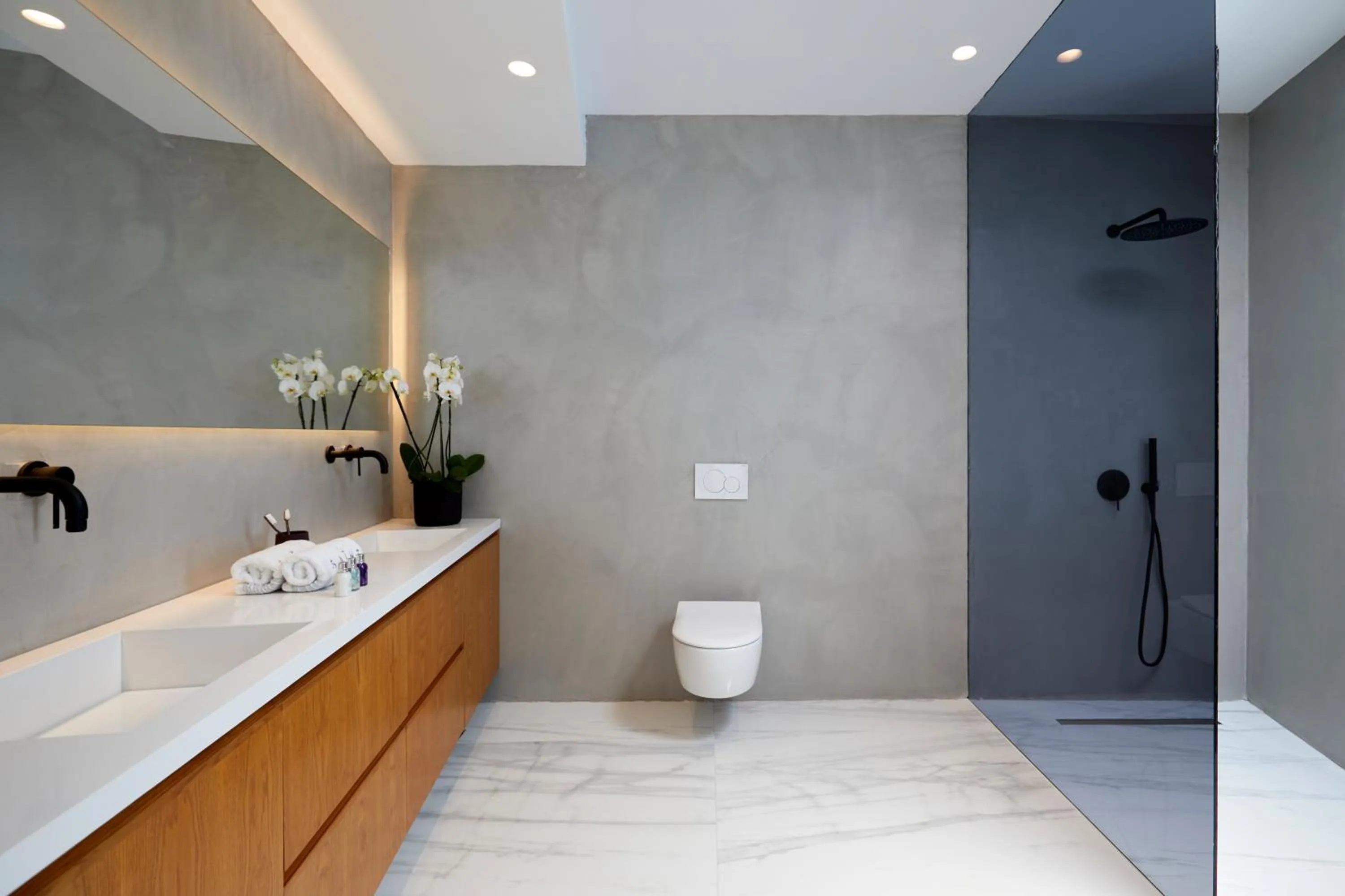 Bathroom in The Saint Hotel