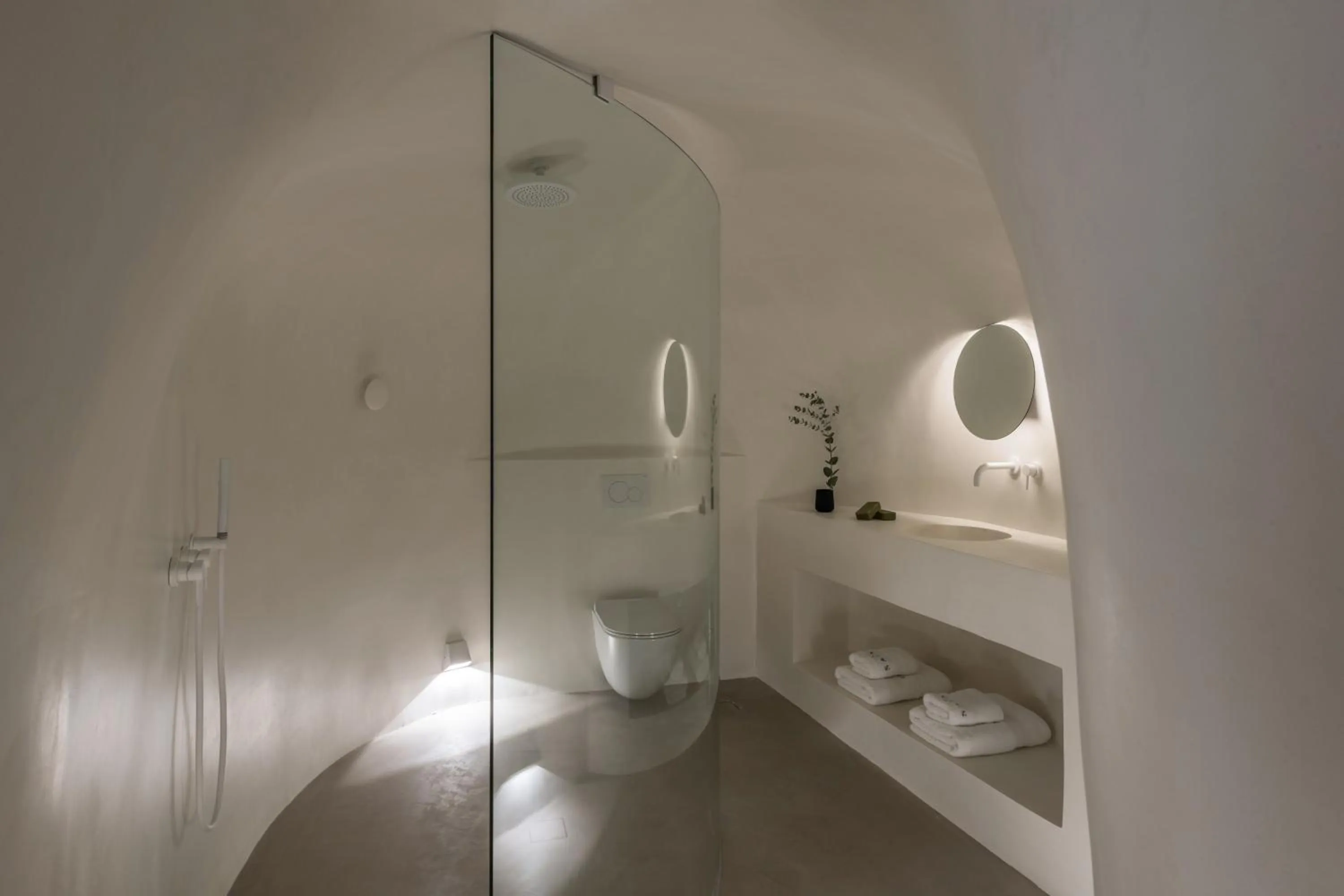 Bathroom in The Saint Hotel