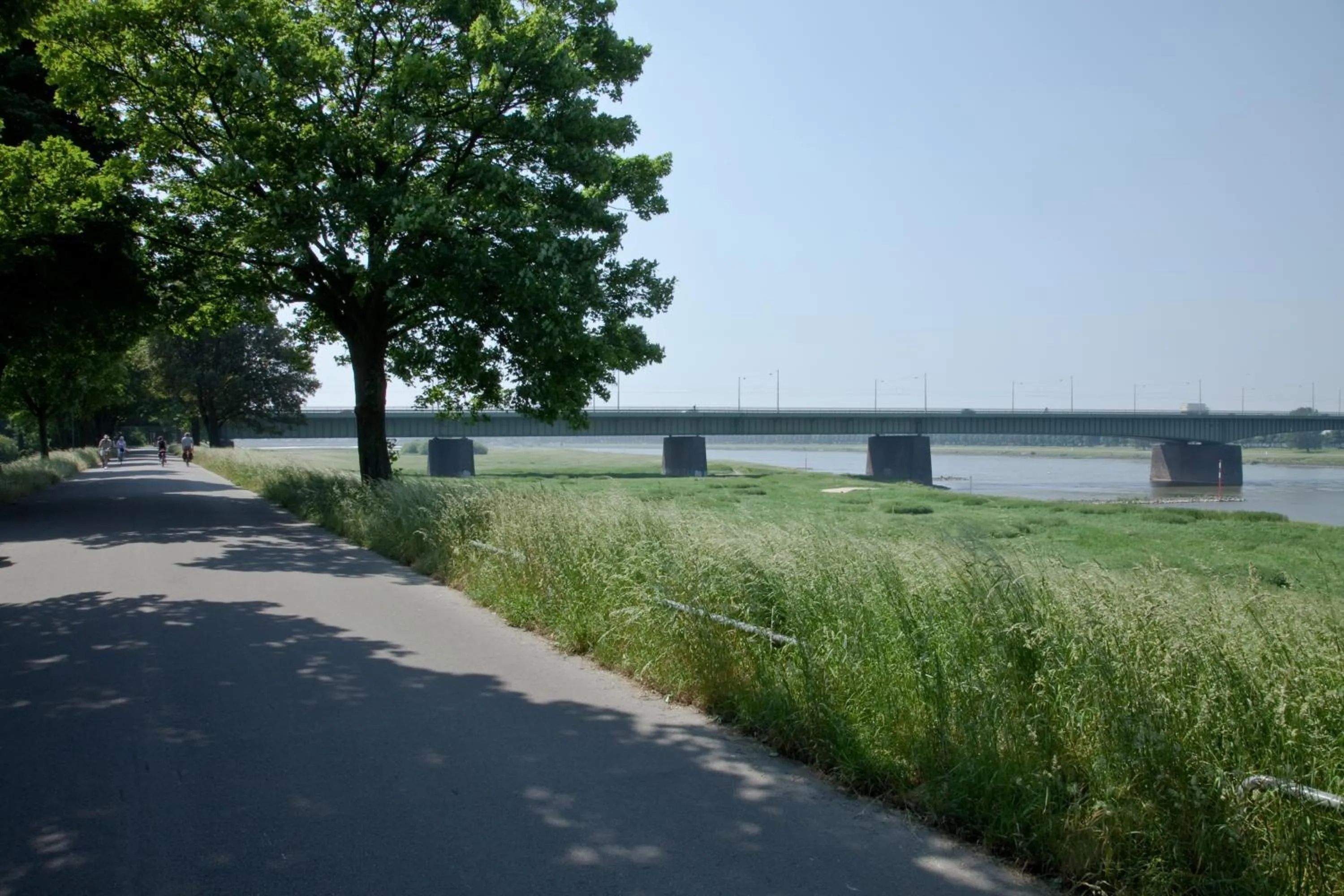 Area and facilities in Chrisma