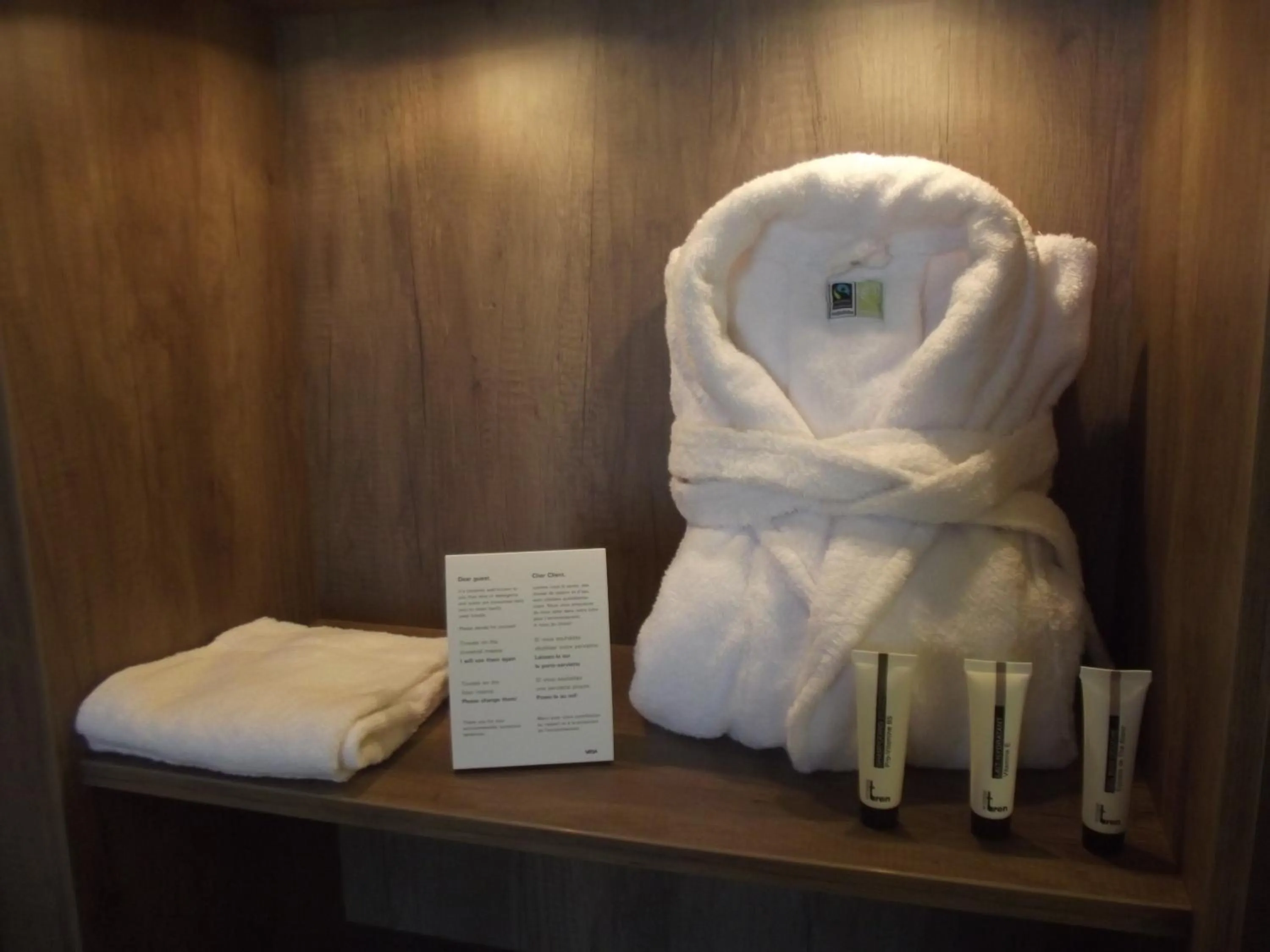 towels in Le Domaine des Oliviers