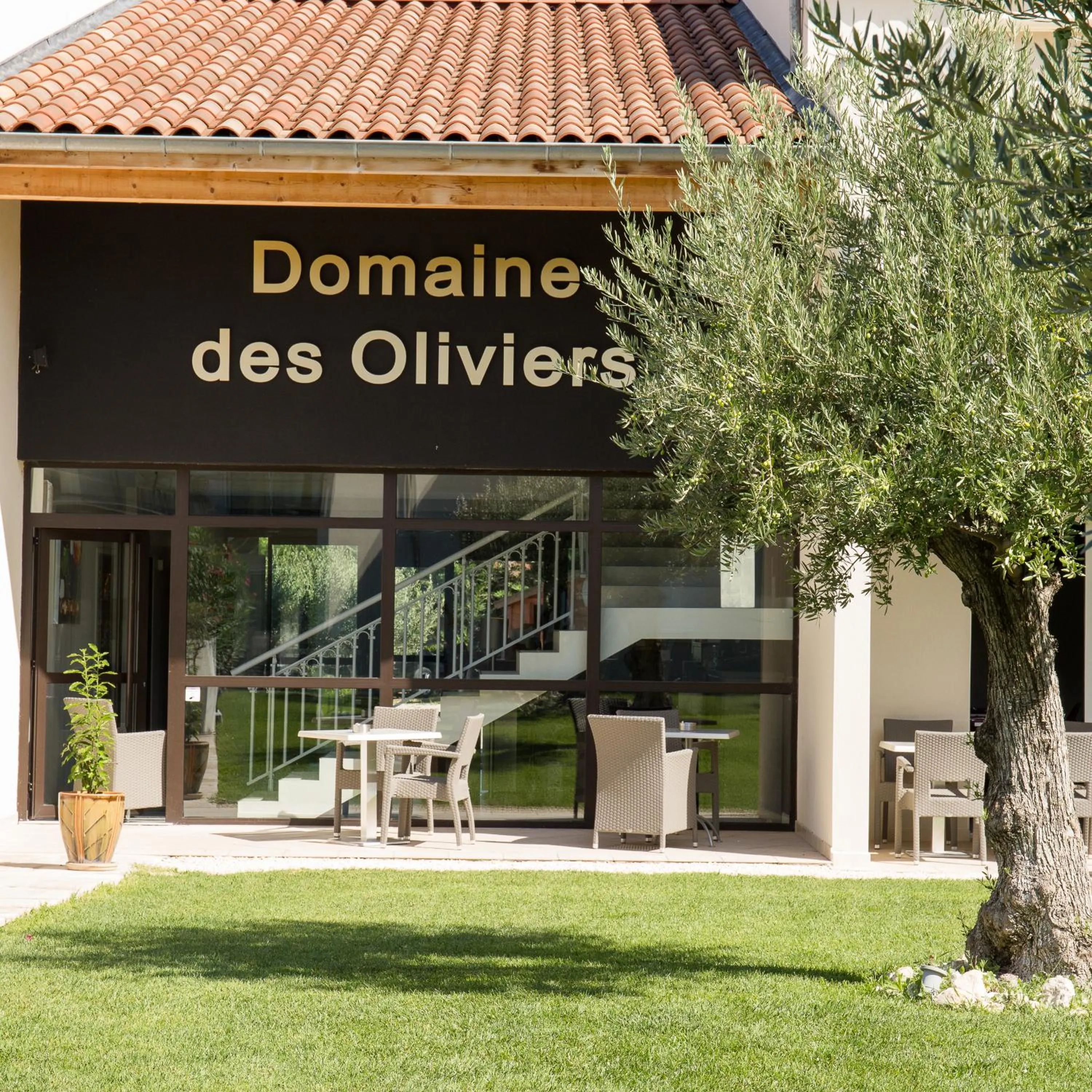 Property building in Le Domaine des Oliviers