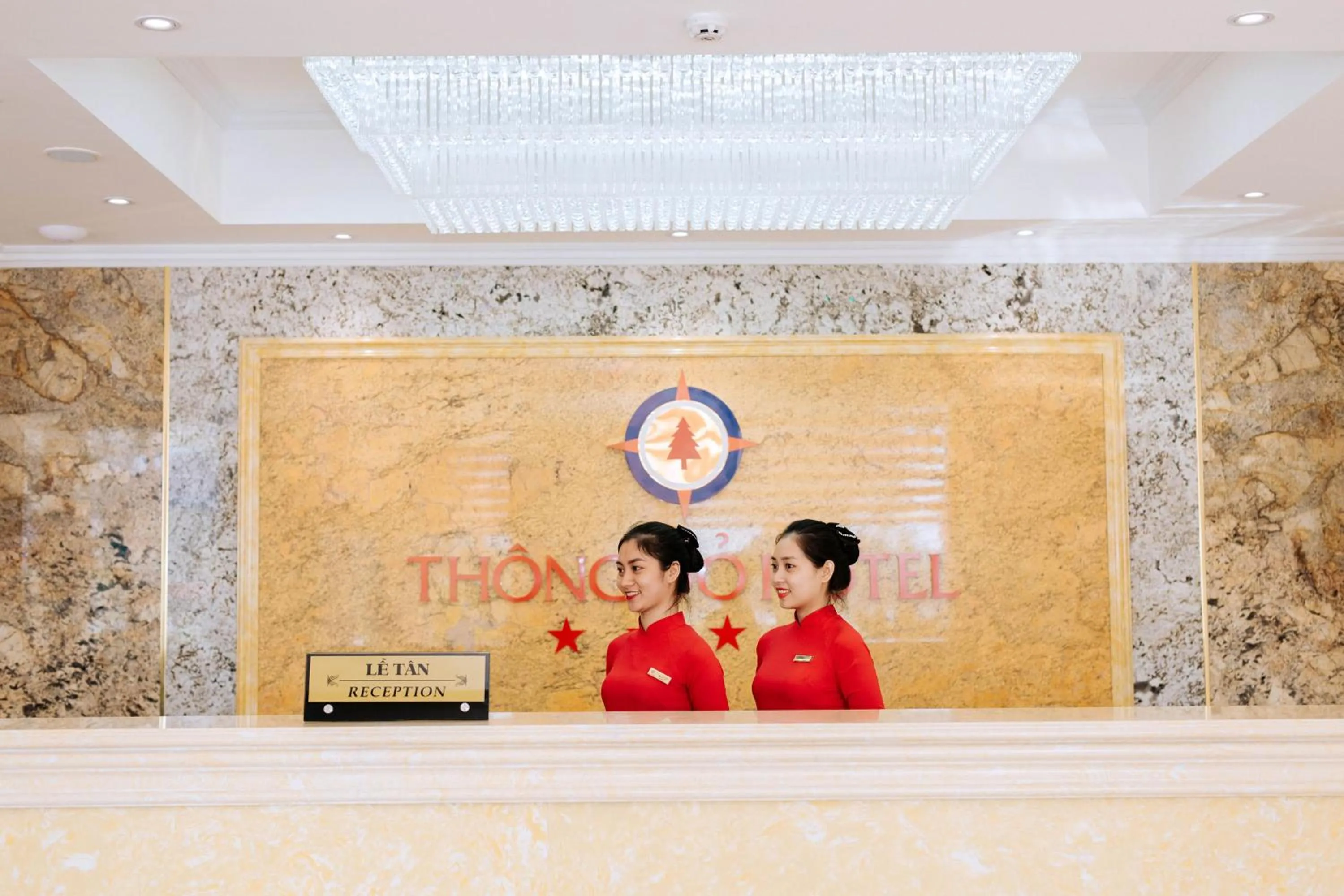 Lobby or reception in Thông Đỏ Hotel