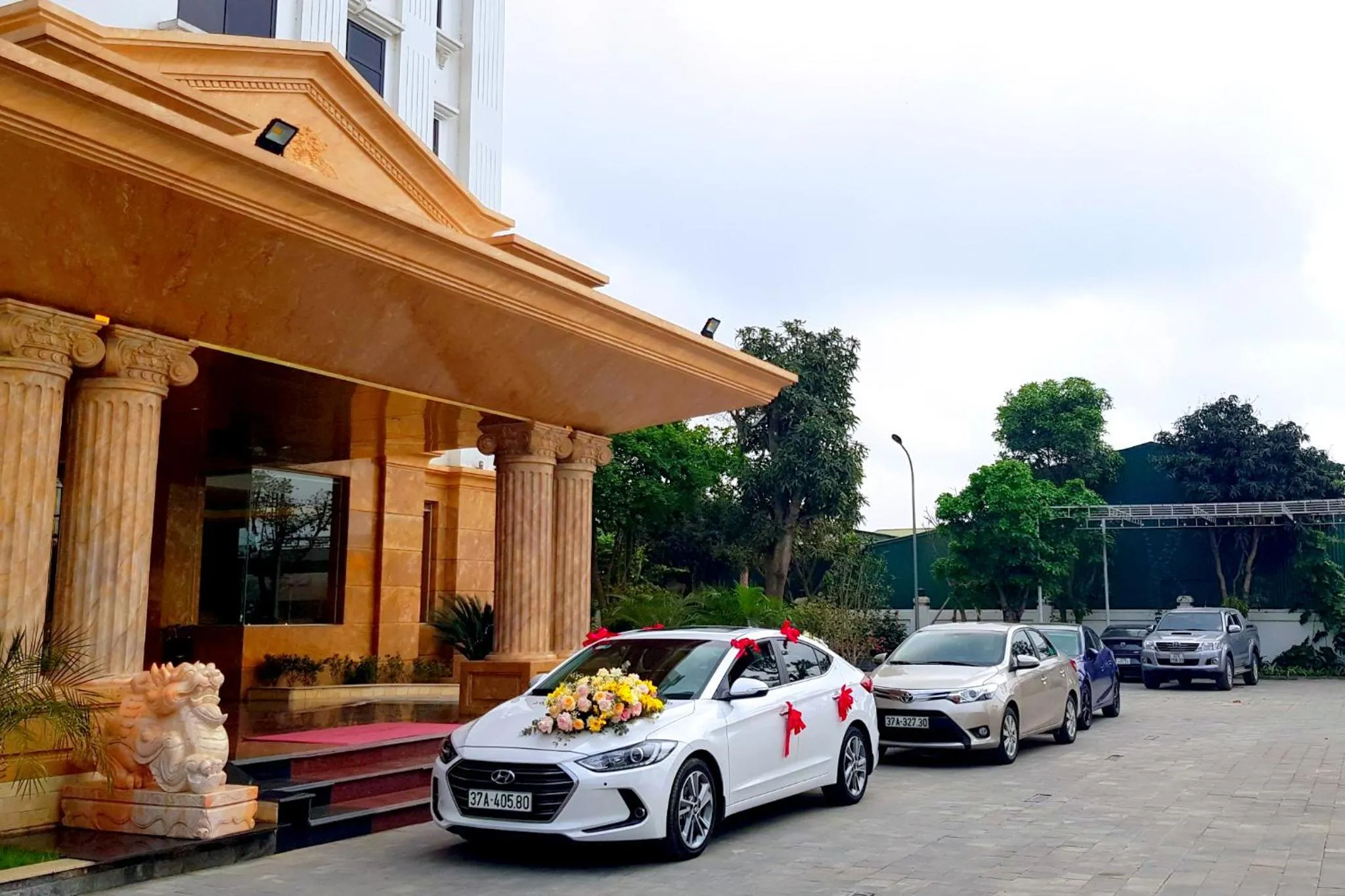 Patio in Thông Đỏ Hotel