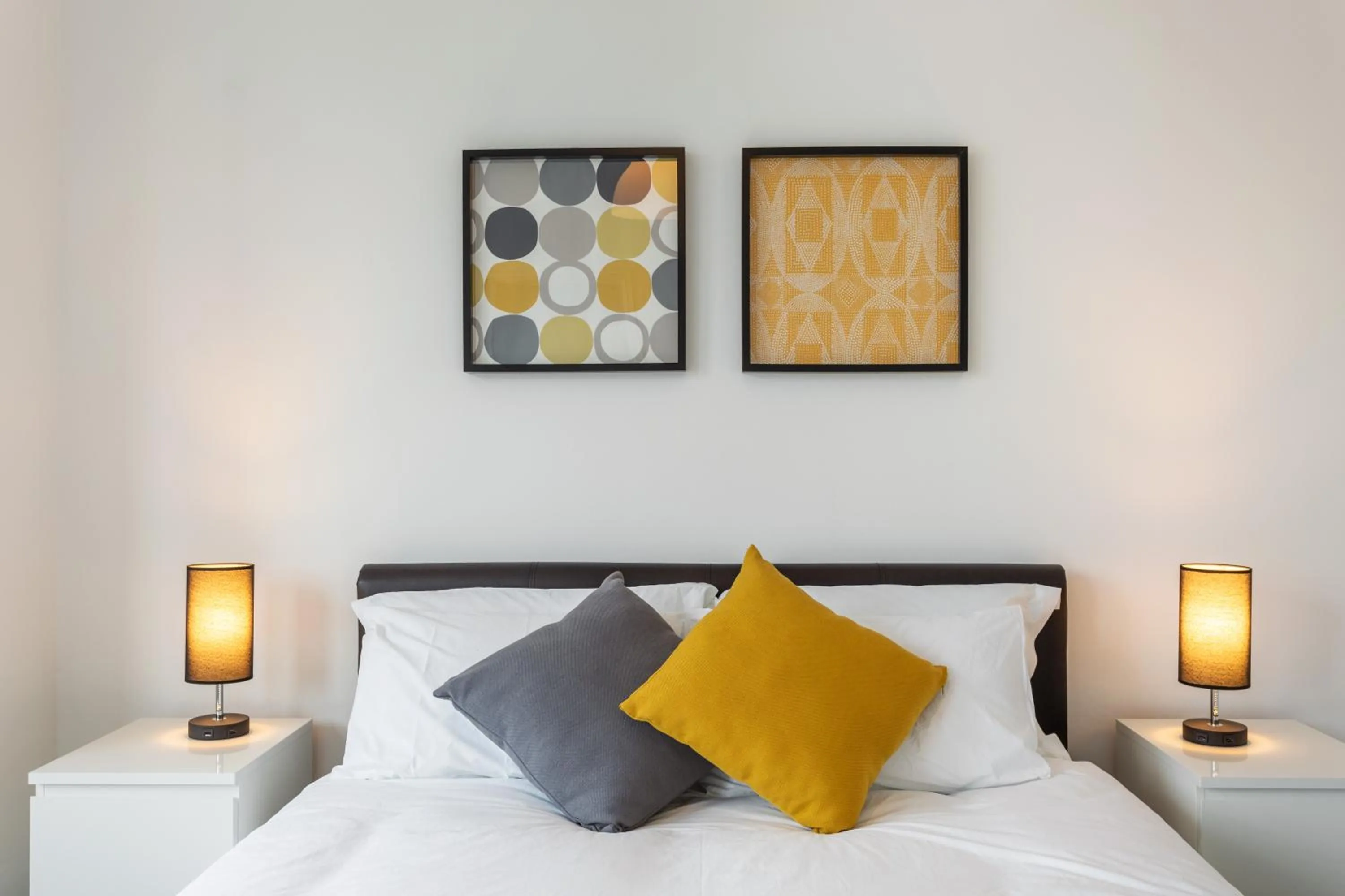 Bedroom, Bed in River Rooms Nottingham