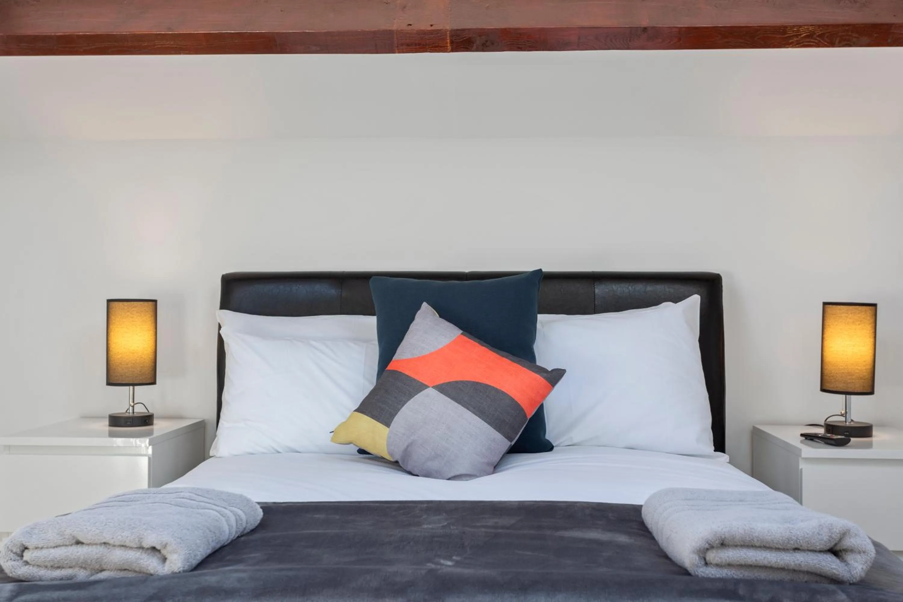 Bedroom, Bed in River Rooms Nottingham