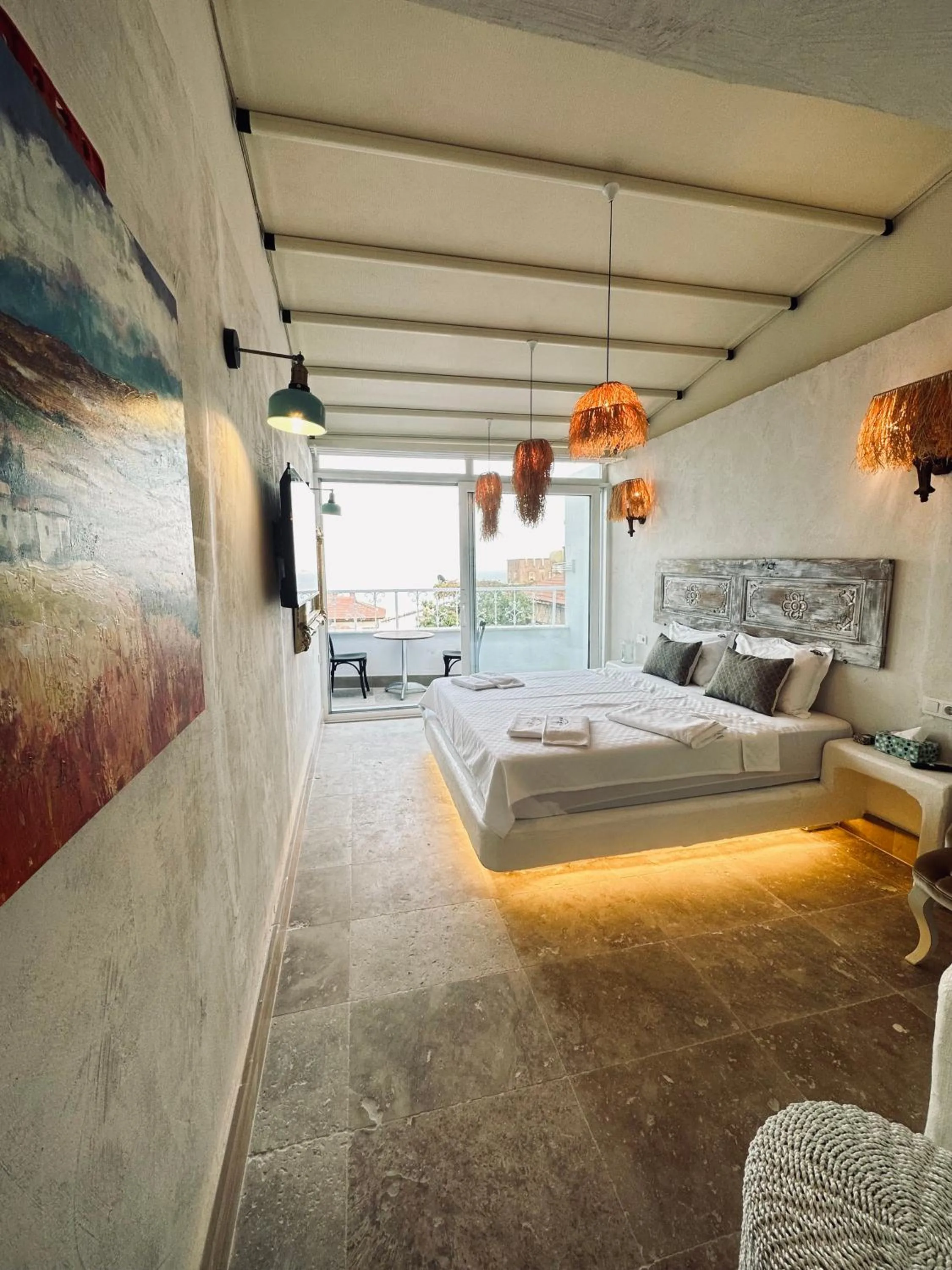 Photo of the whole room, Bed in Lemon Villa Hotel