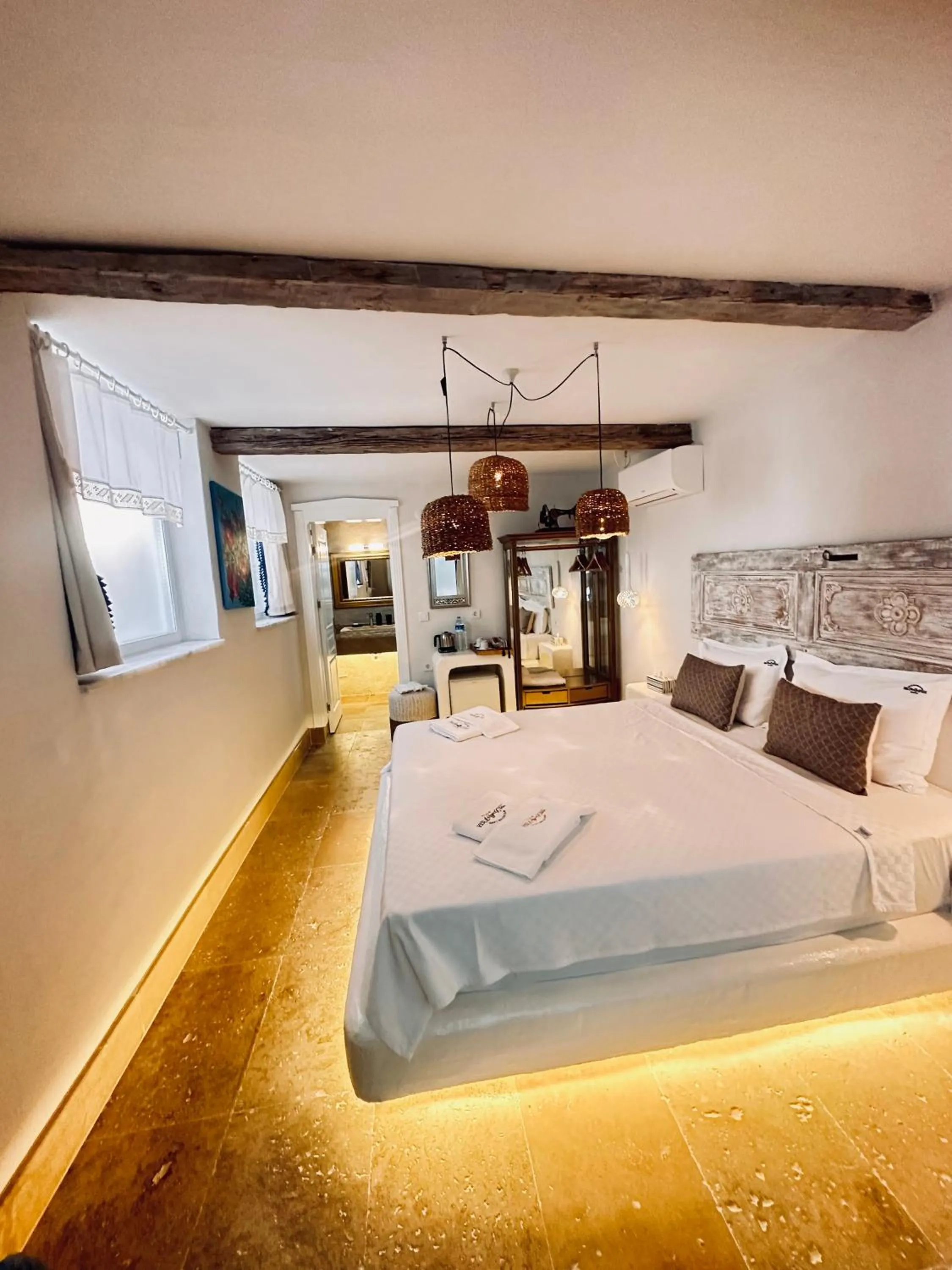 Bed in Lemon Villa Hotel