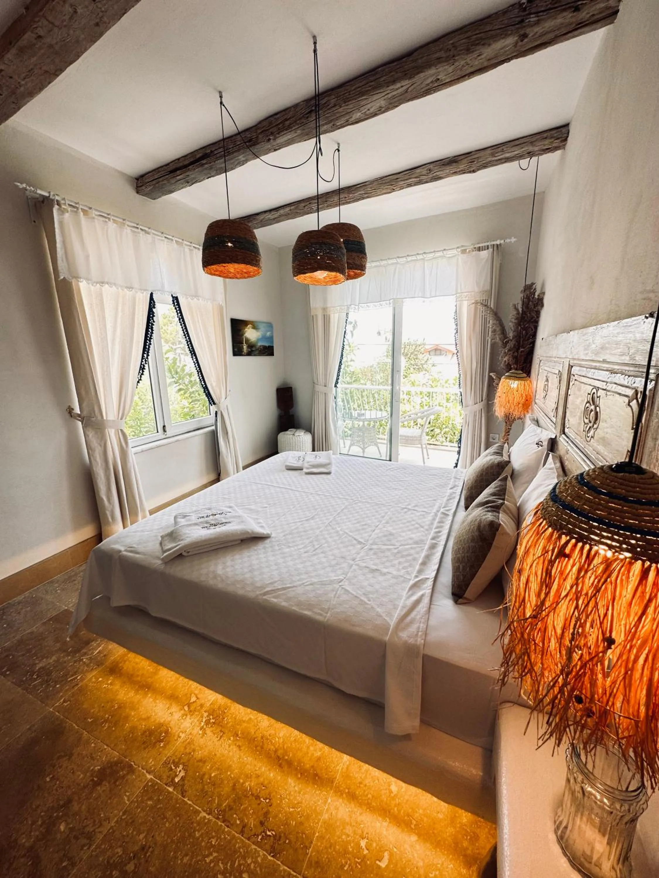 Bed in Lemon Villa Hotel