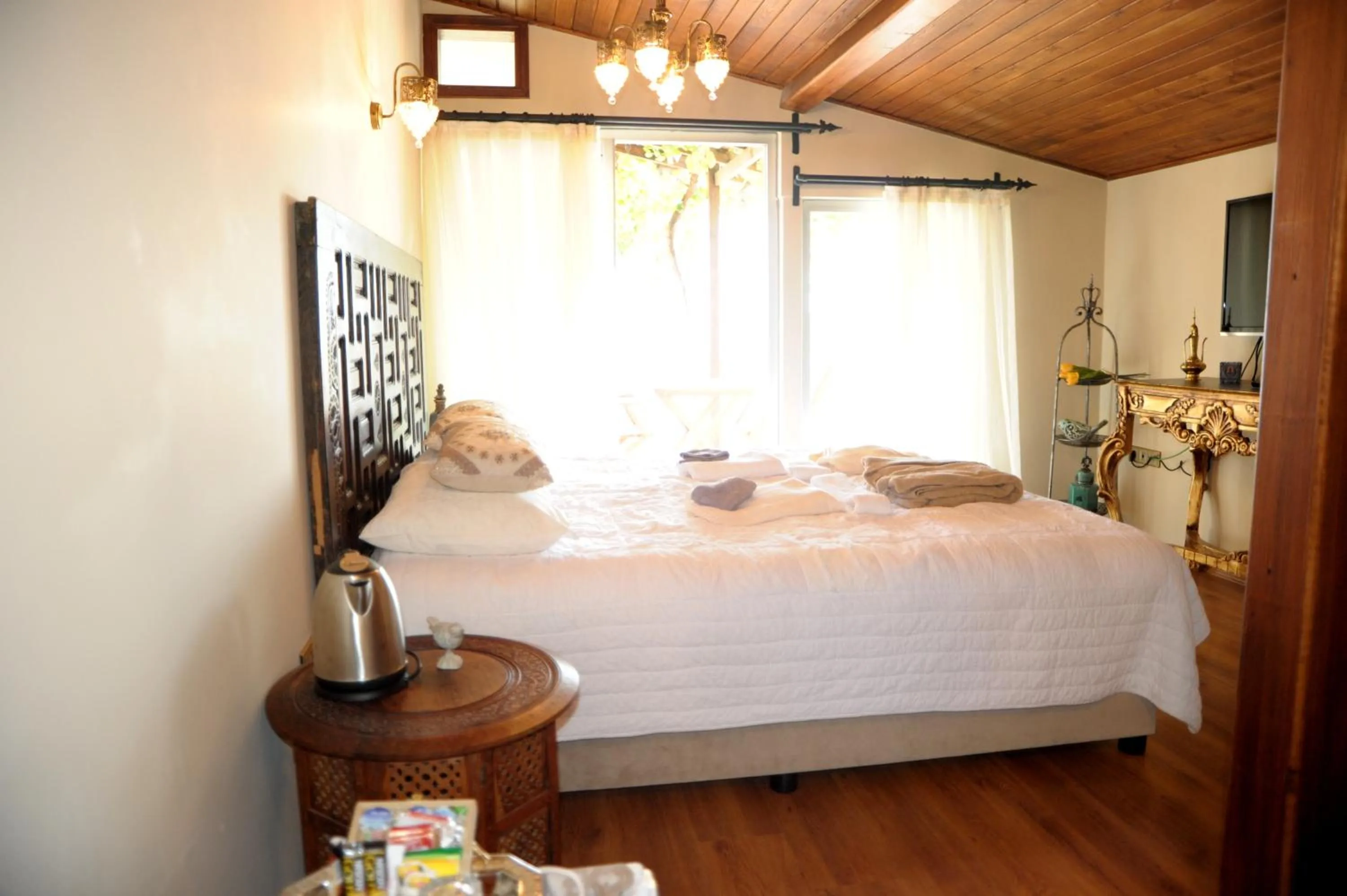 Bed in Lemon Villa Hotel