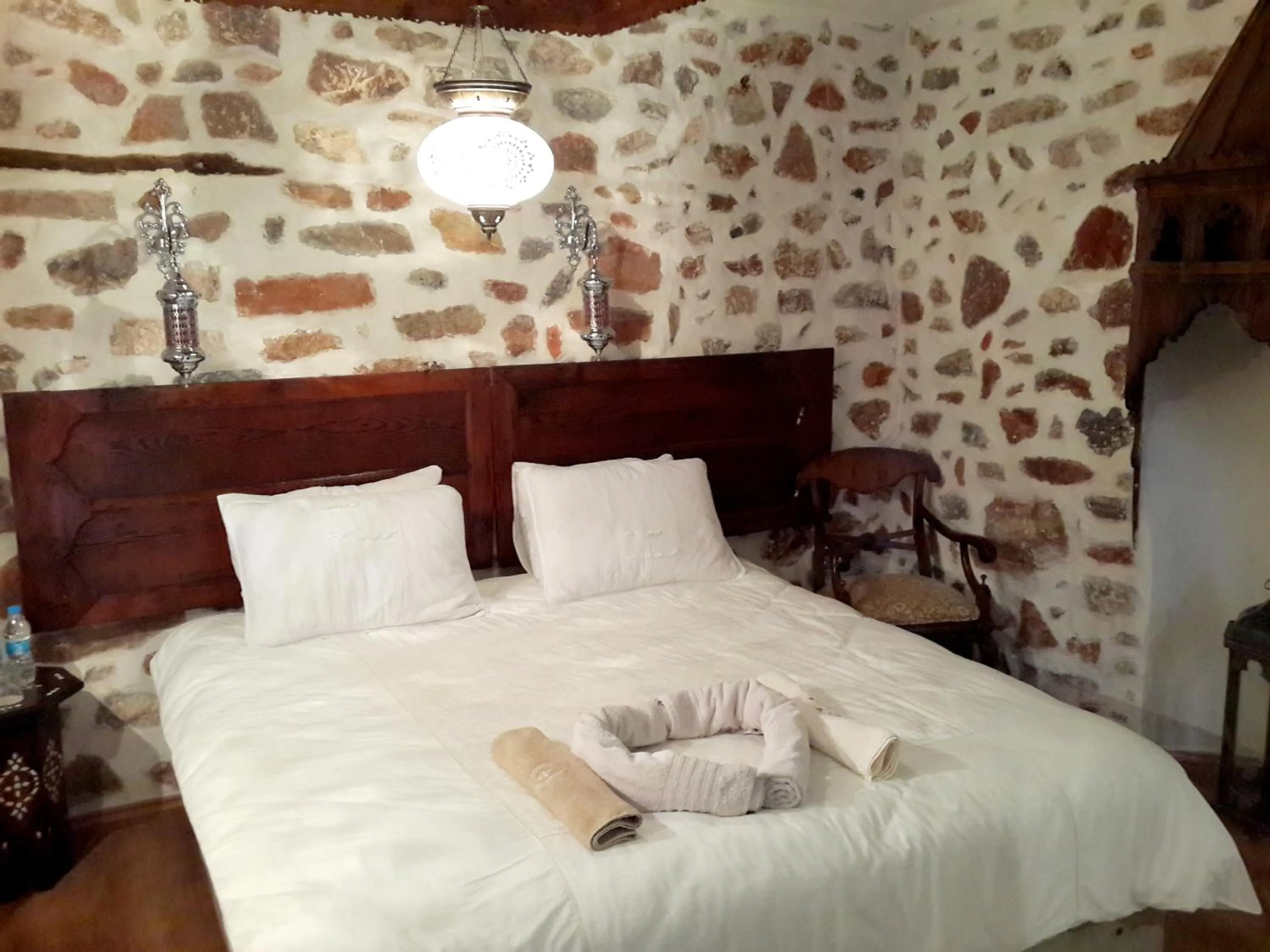 Bed in Lemon Villa Hotel