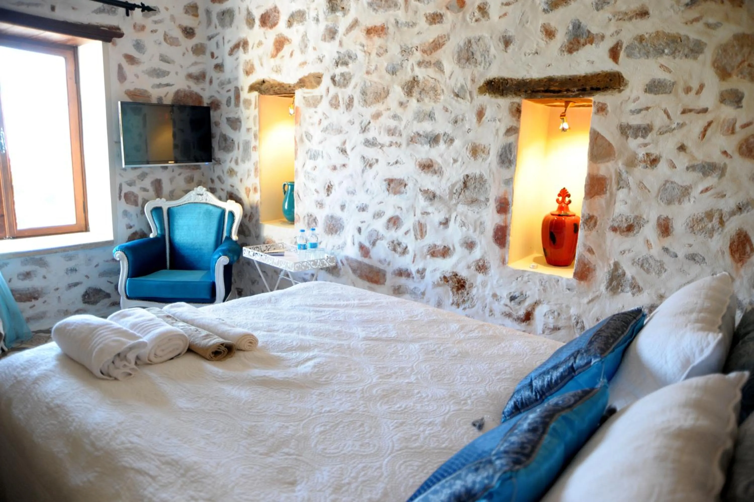 Bed in Lemon Villa Hotel