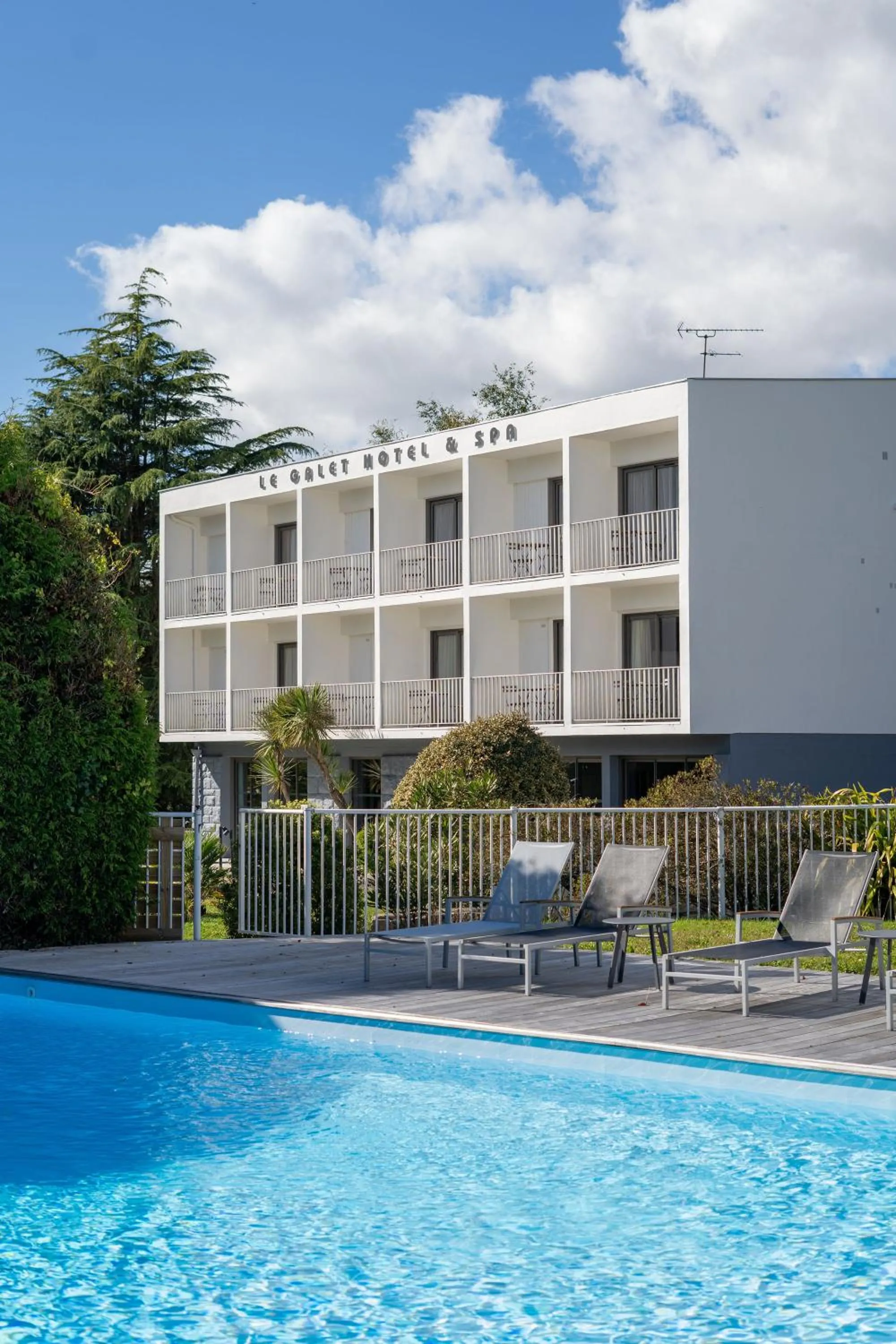 Property building in Le Galet Hotel & Spa