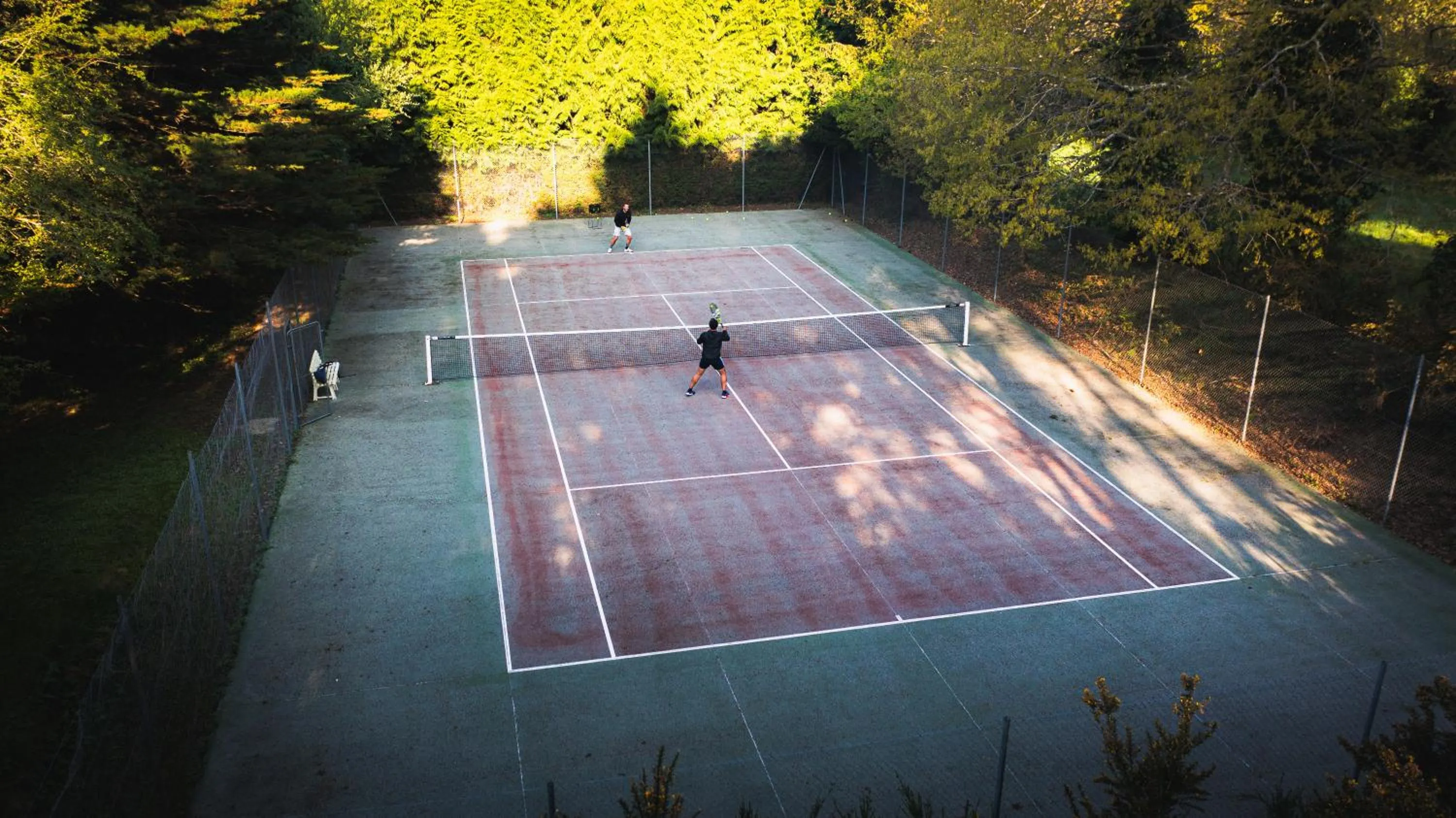 Tennis court in Le Galet Hotel & Spa