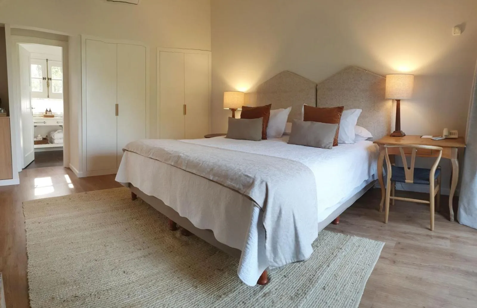 Photo of the whole room, Bed in Hotel L'Auberge