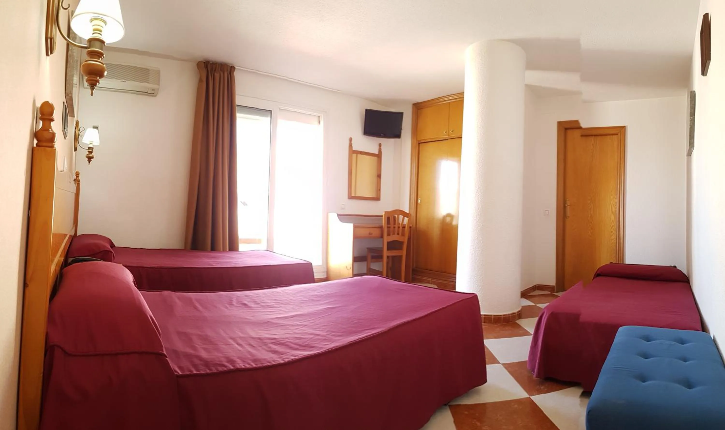 Bedroom, Bed in Hotel Cabo de Mar