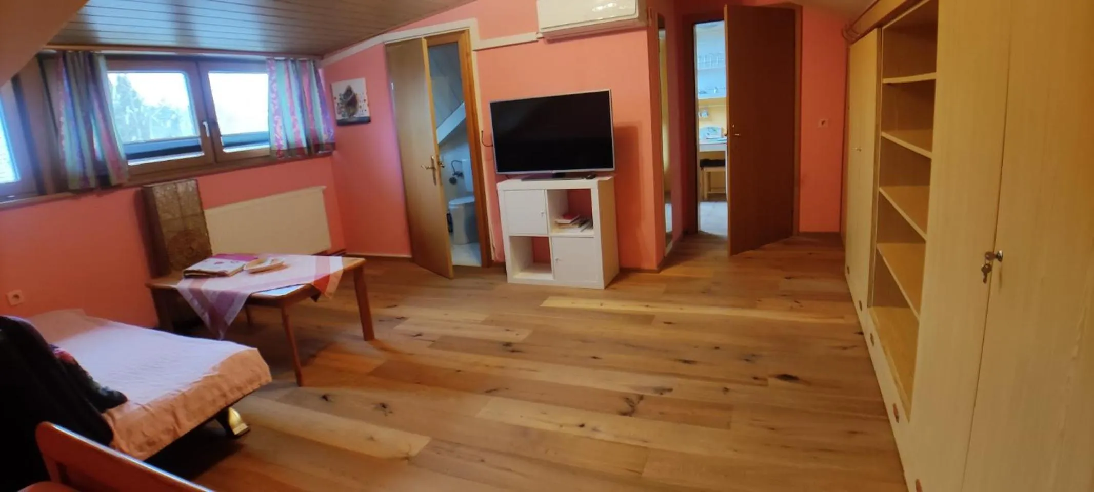 TV and multimedia in Landhaus Noreia