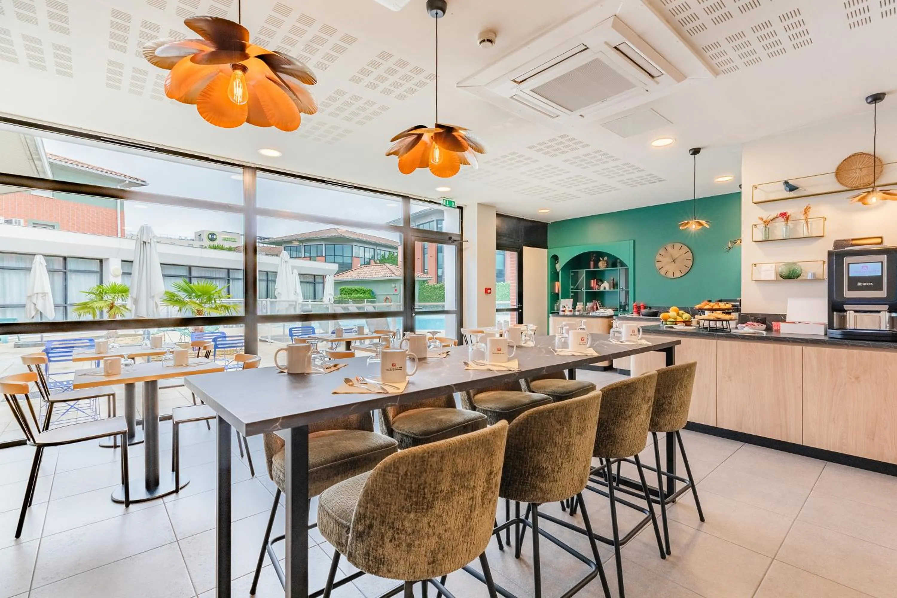 Food and drinks in Appart'City Confort Toulouse Purpan