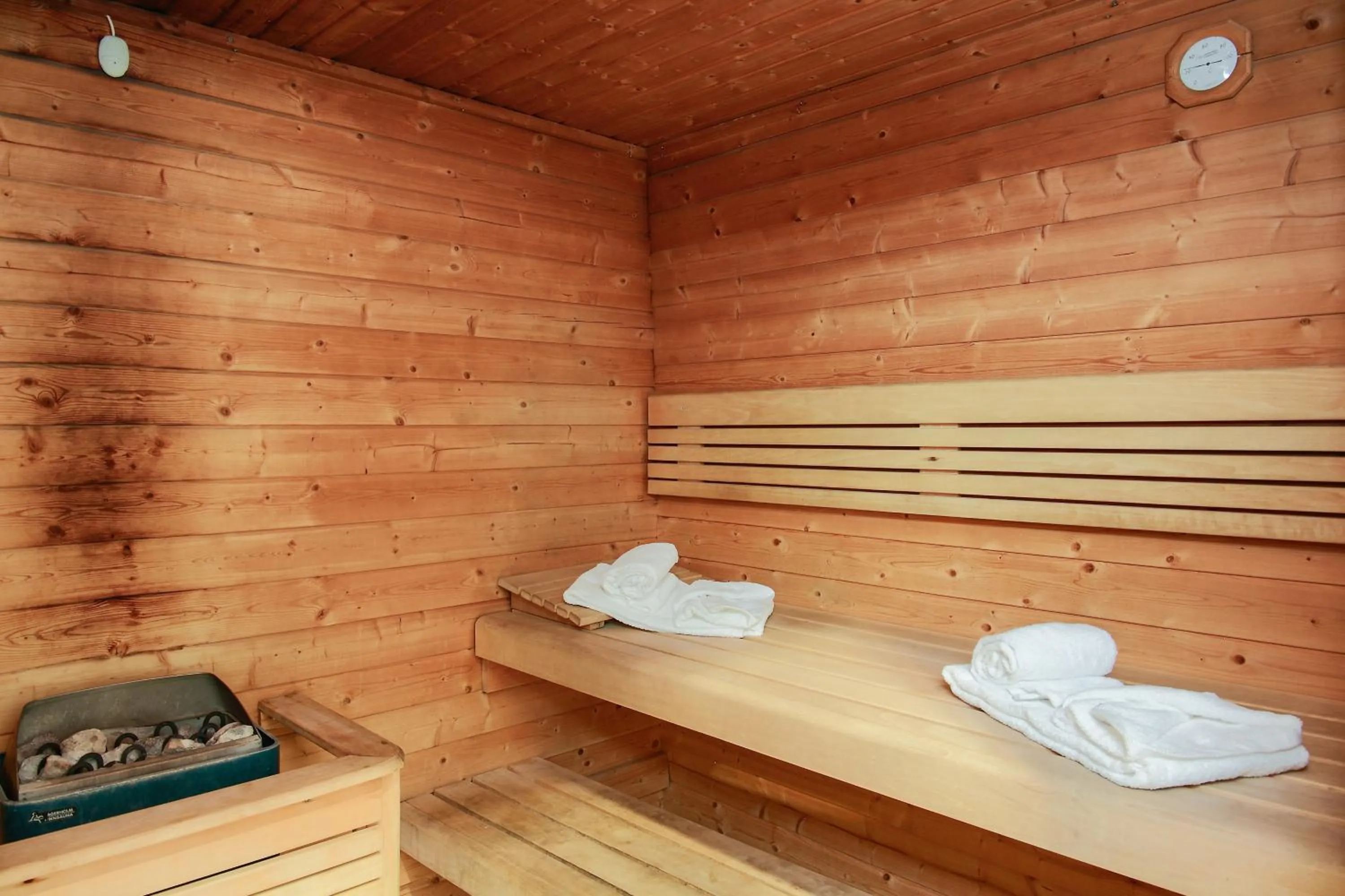 Sauna, Bed in Appart'City Confort Toulouse Purpan