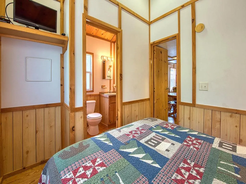 Bedroom, Bed in Maggie Valley Cabin Rentals