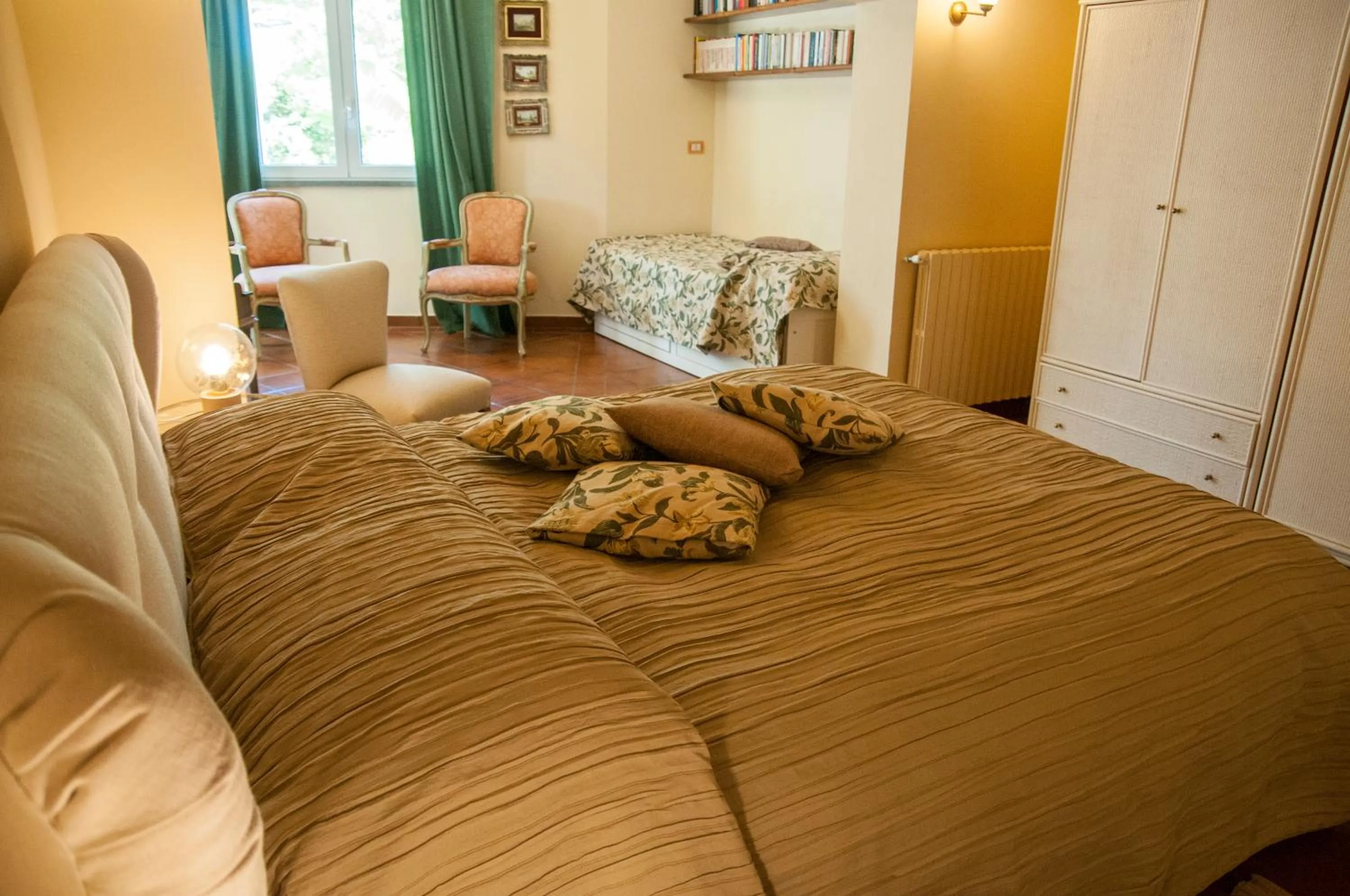 Photo of the whole room, Bed in B&B La Villa