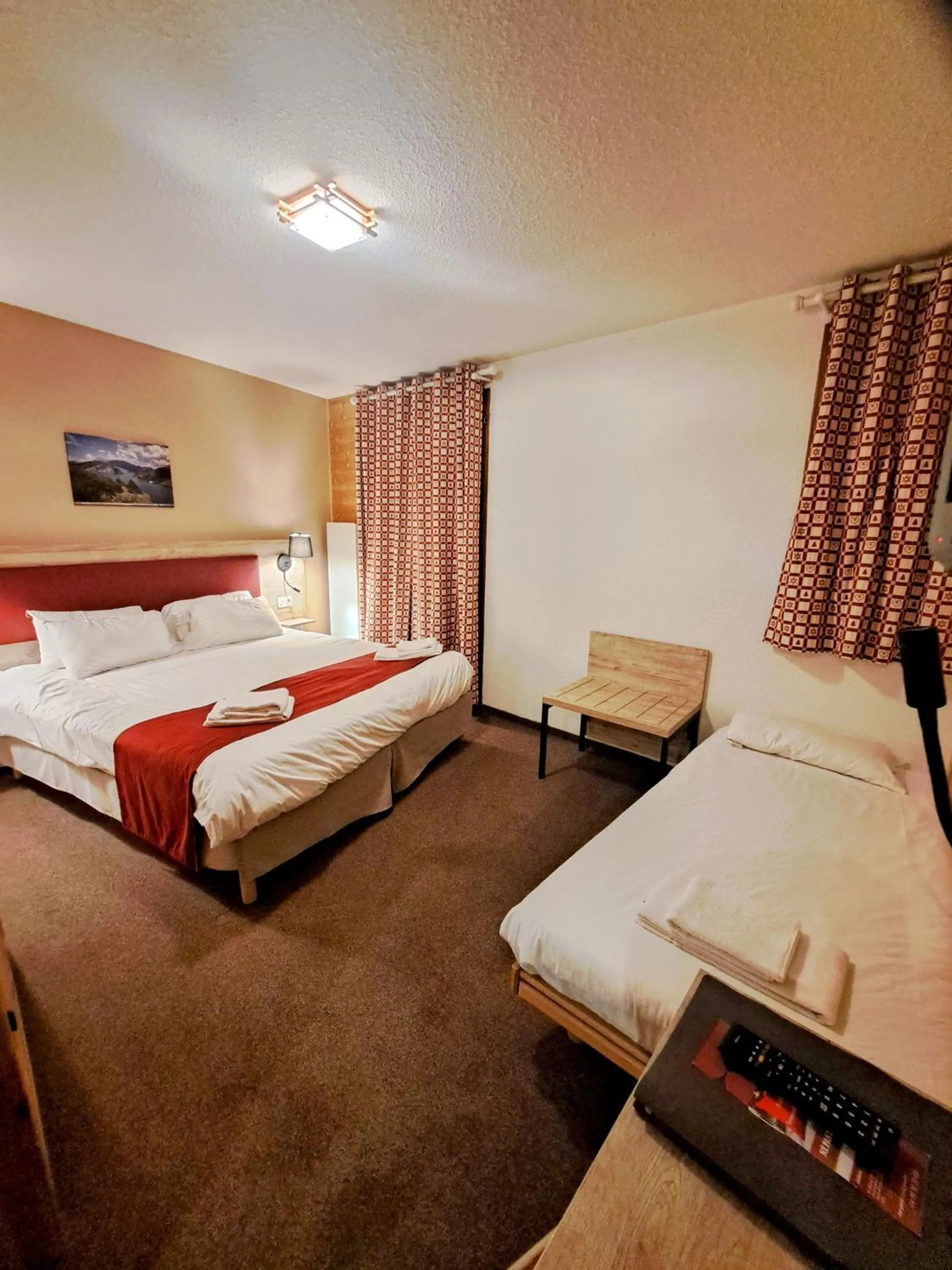 Bed in Hôtel Espace Montclar